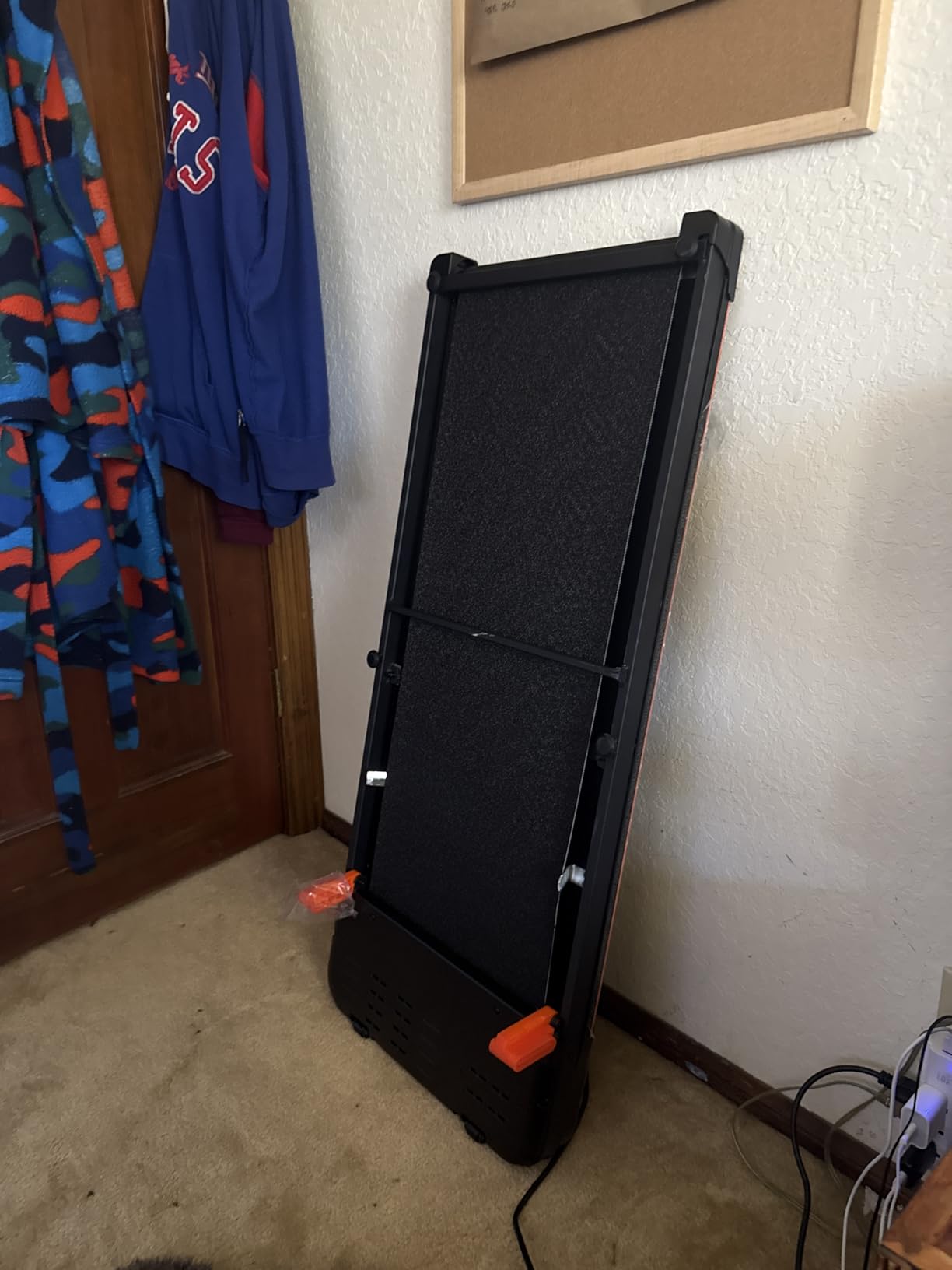 Abonow Walking Pad, Under Desk Treadmill with Incline for Home Office 2.5HP Portable Walking Treadmill with 265 Lbs Weight Capacity Walking Machine, Remote Control, LED Display customer photo 1