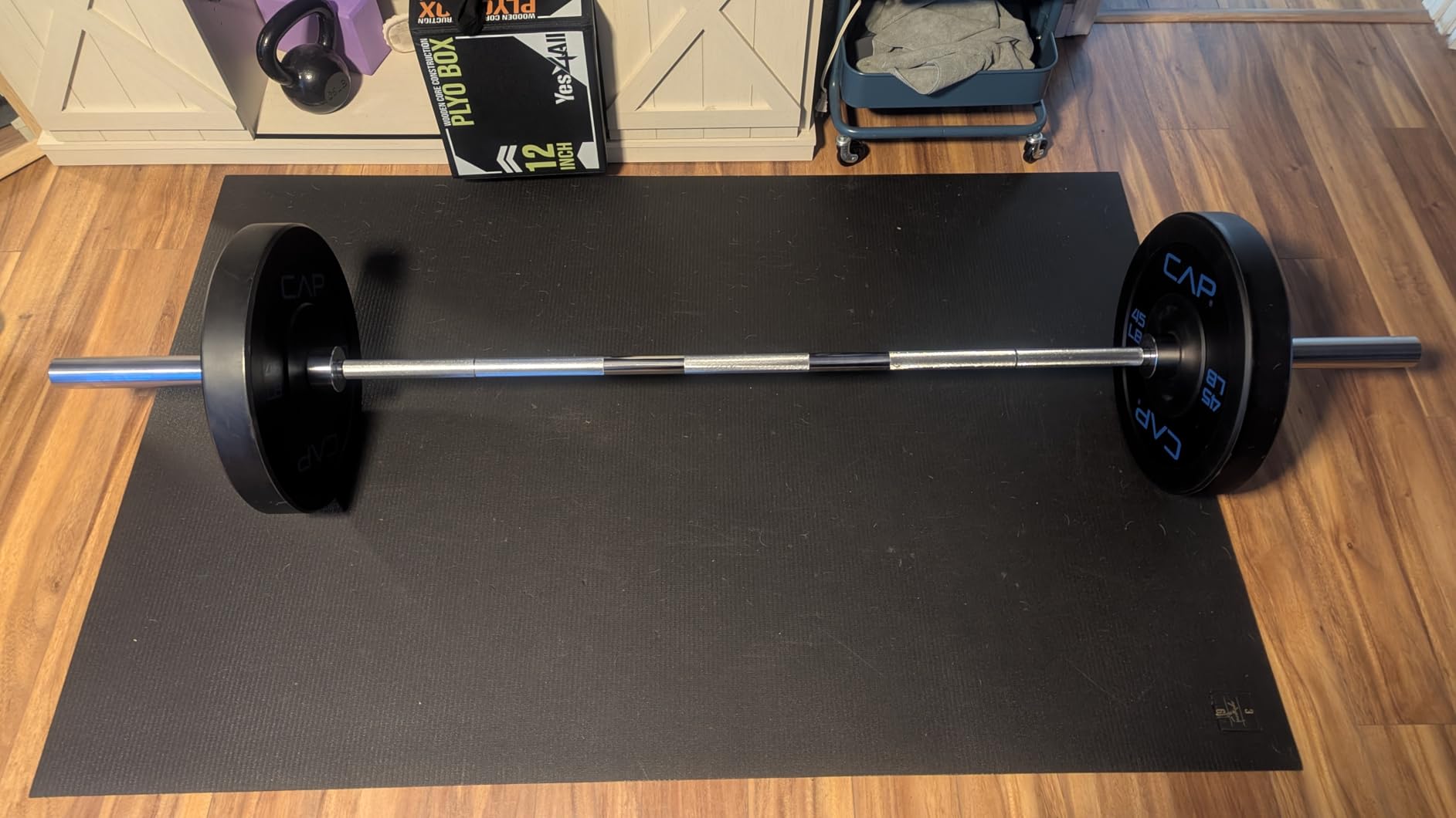 Amazon Basics 7ft Olympic Barbell Bar, 2