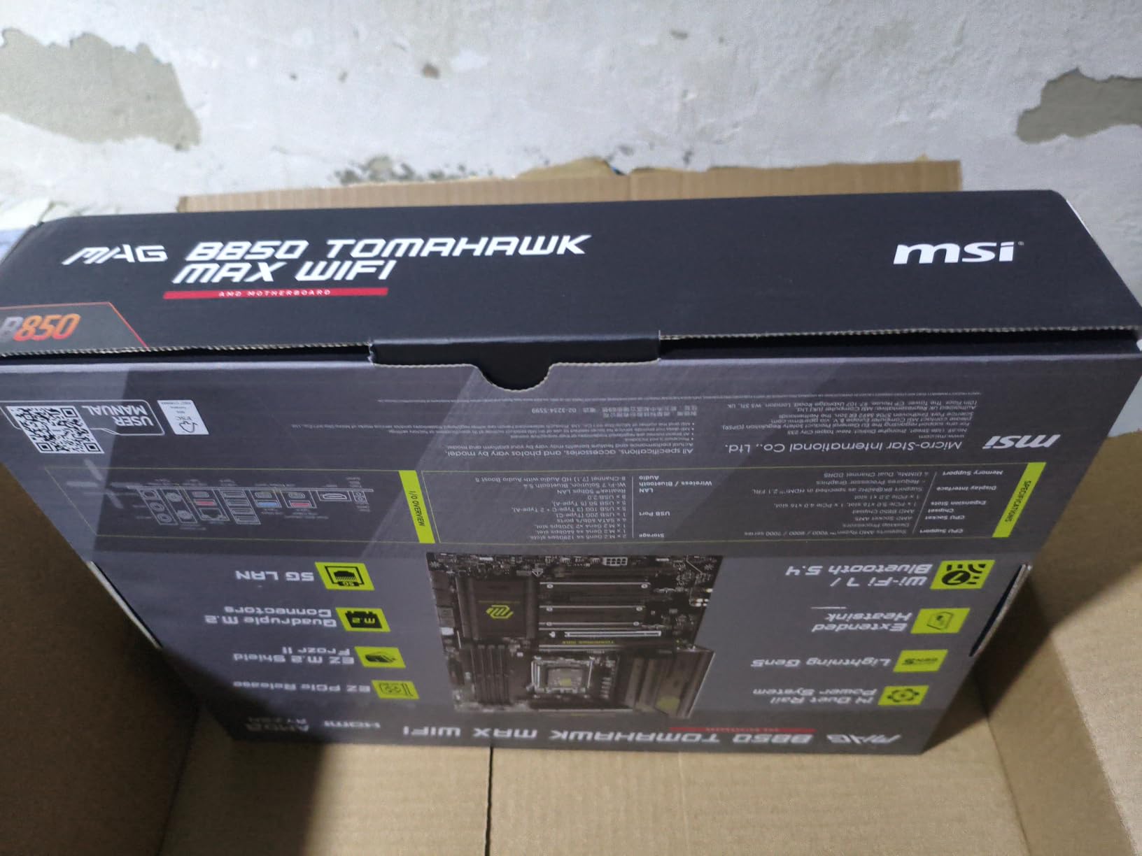 MSI MAG B850 Tomahawk MAX WiFi Motherboard, ATX - Supports AMD Ryzen 9000/8000/7000, AM5, 80A SPS VRM, DDR5 8400+ MT/s OC, PCIe 5.0, M.2 Gen5, Wi-Fi 7, 5G LAN customer photo 2