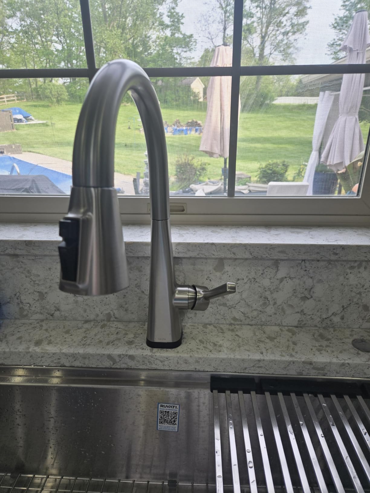 Delta Lenta Touchless Kitchen Faucet with Touch Technology, Brushed Nickel Kitchen Sink Faucet with Pull Down Sprayer, Single Hole, SpotShield 19802TLZ-SP-DST customer photo 1