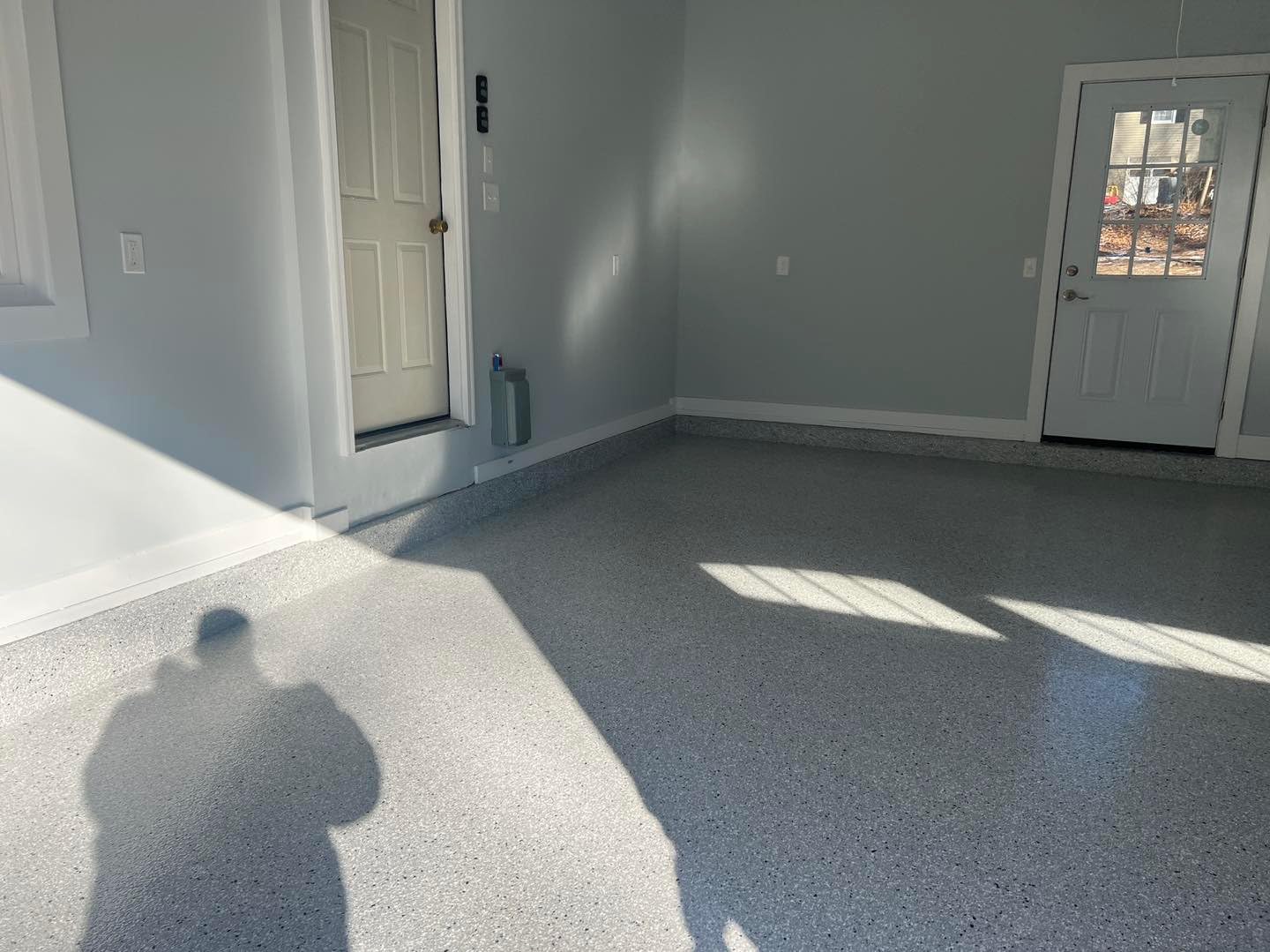 Epoxy Resin Coating 3 Gallon Kit - Clear- Standard Cure Speed - for Floors, Counter Tops, Garages & More -100% Solids -2 Components - Self Leveling, Chemical Resistant, Solvent-Free customer photo 2