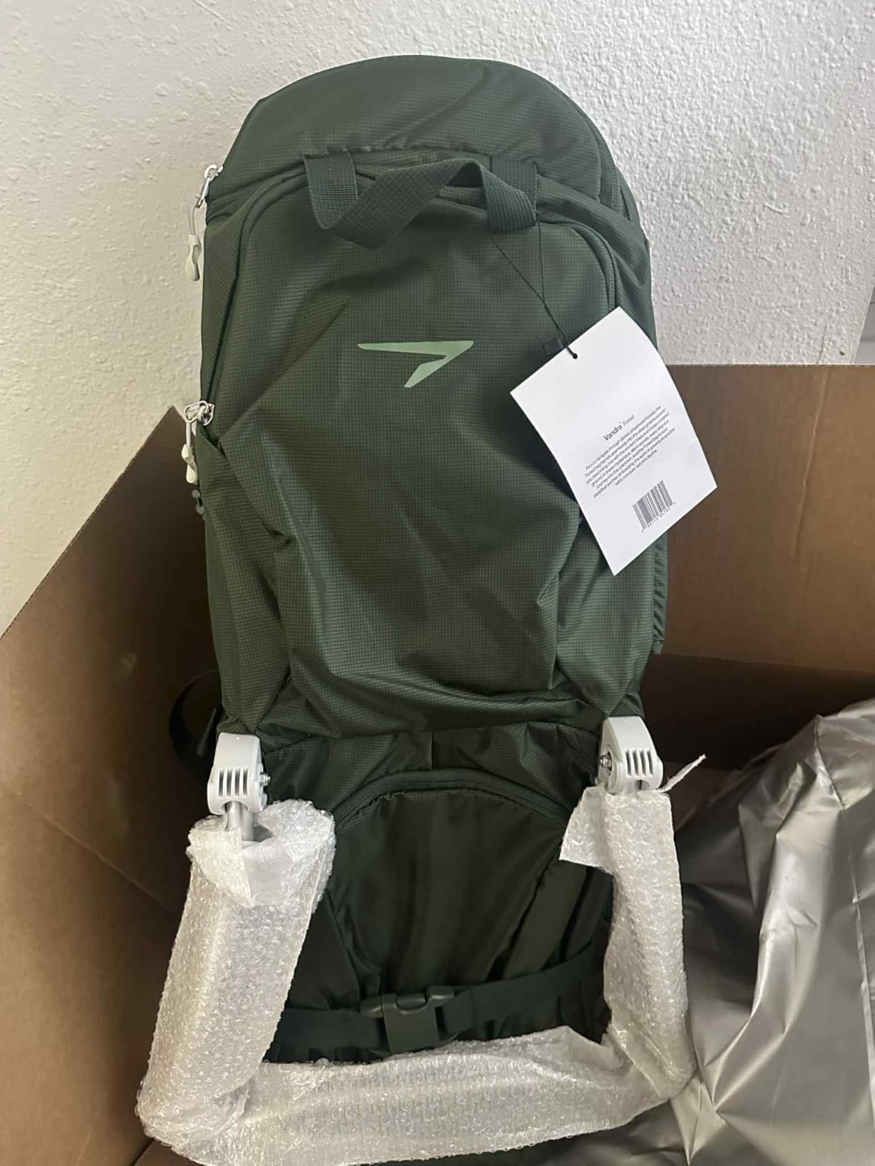 Vandra Forest - Scandinavian Hiking Baby Carrier Backpack - Gravity Lock Hard-Shell Frame - Nest Child Carrier for Toddler & Kids customer photo 2