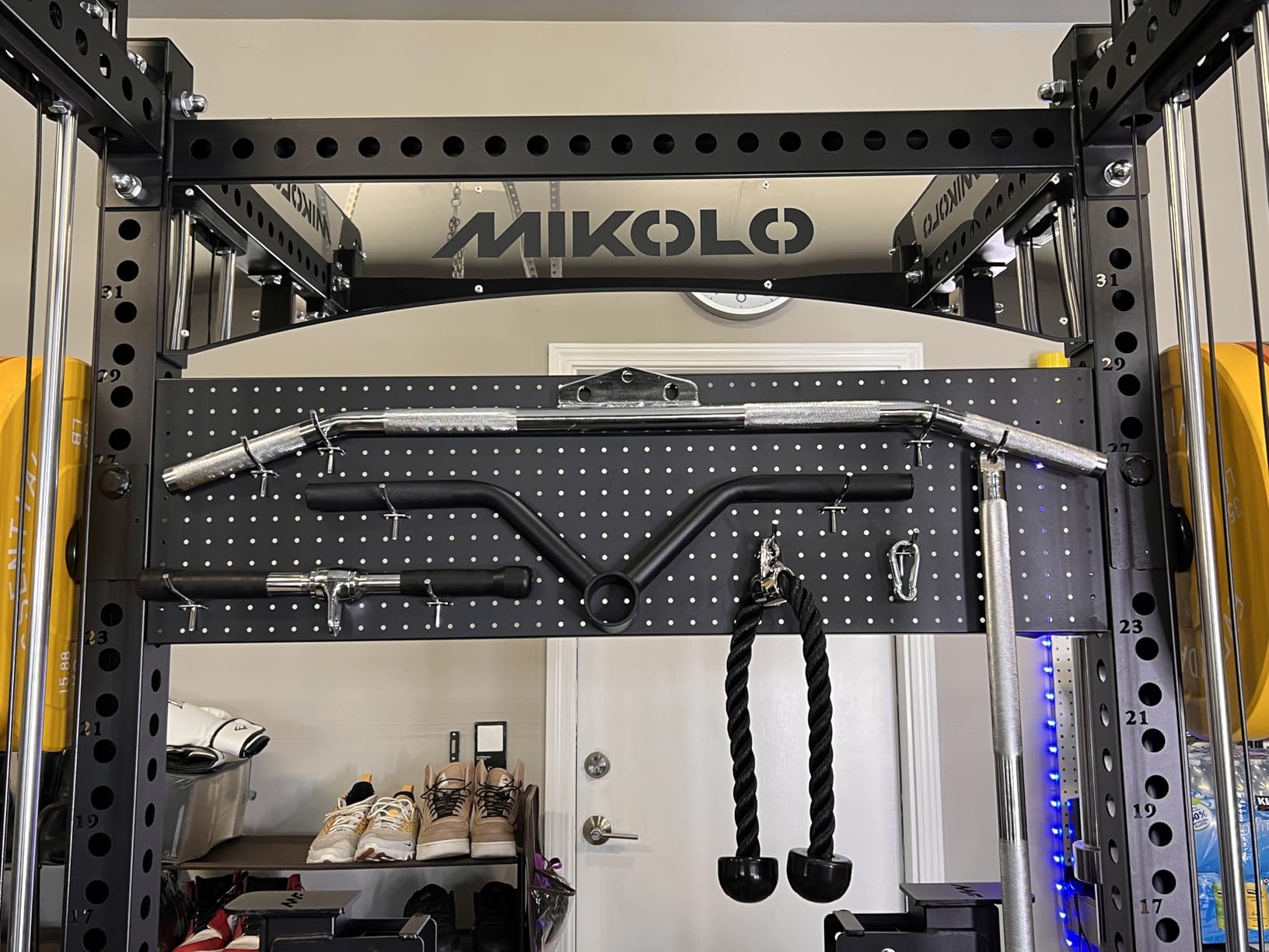 Mikolo Anubis-2.0 Smith Machine with Weight Stack, 3x3 All-in-One Power Cage with LAT Pulldown & Cable Crossover, 3200LBS Multi-Function Trainer with Aluminum Pulley System for Fitness Home Gym customer photo 2