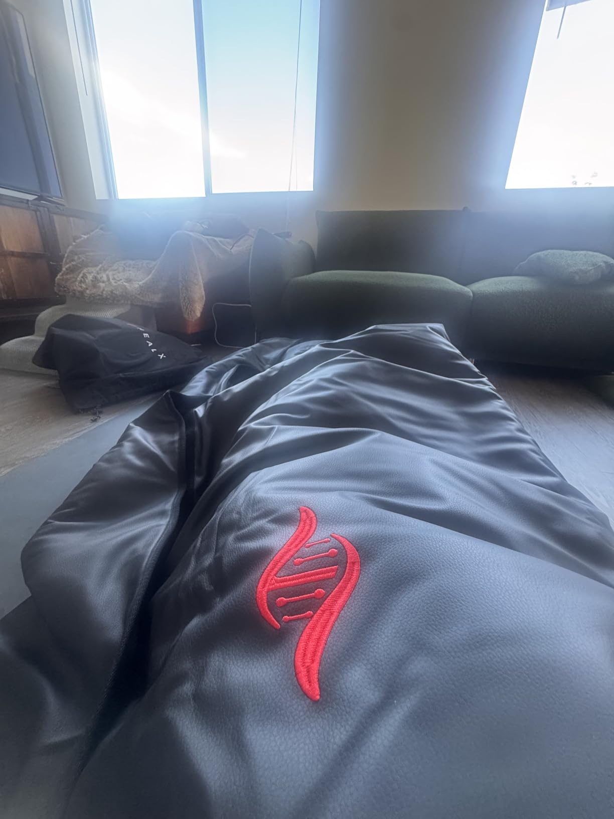Healix Infrared Sauna Blanket - Zero EMF Portable Sauna for Detox, Recovery & Wellness - 10,000-Strand Far Infrared Carbon Fiber Heating, Adjustable 77-176F customer photo 1
