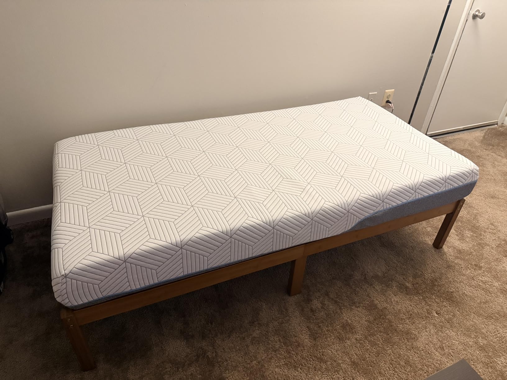 FATHOM Firm Queen Mattress 10 Inch Memory Foam Mattress Queen Size Bed in a Box for Back Pain Relief and Cool Sleep with Gel Foam and Removeable Fiberglass Free Cover, CertiPUR-US Certified customer photo 1