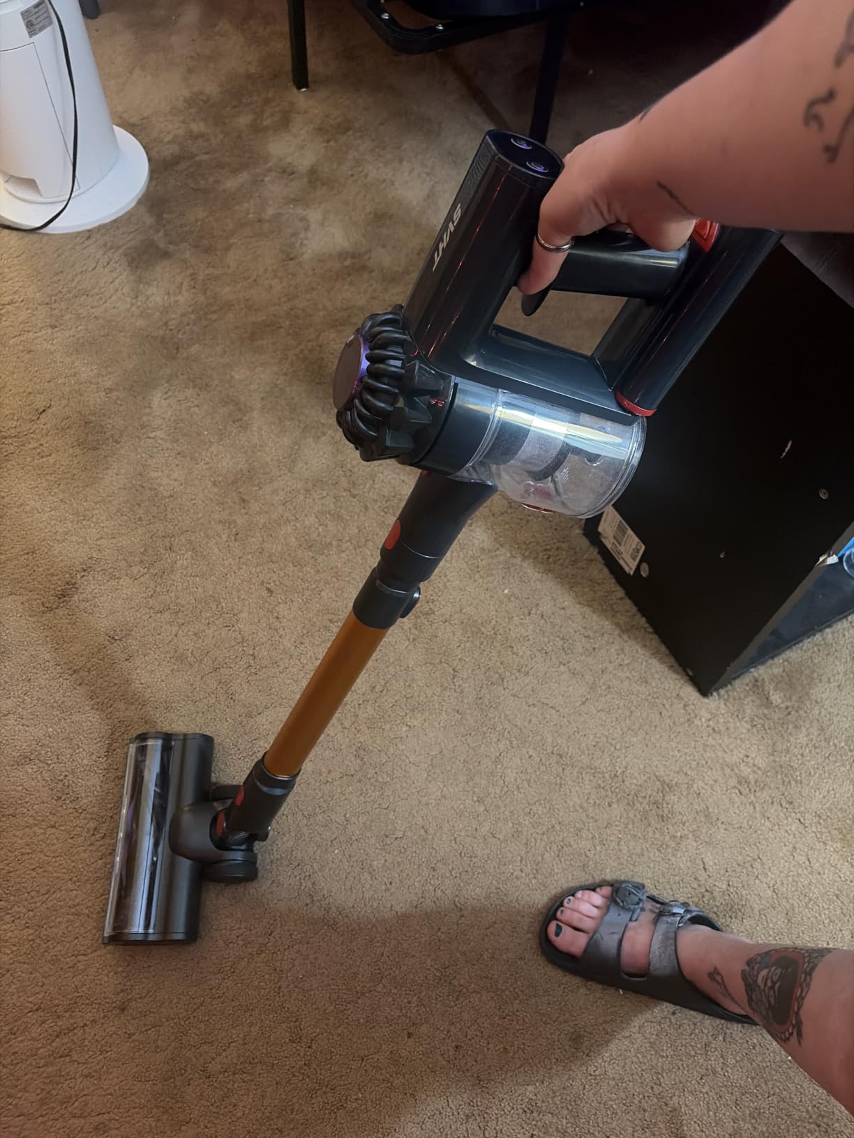 Cordless Vacuum Cleaner, 500W 45KPA Stick Vacuum Cleaners for Home | Lightweight Vac, Anti-Tangle, 45 Mins Rechargeable Battery for Home, Carpets, Pet Hair, Hardwood Floors, Car, Sofa, Stairs customer photo 1