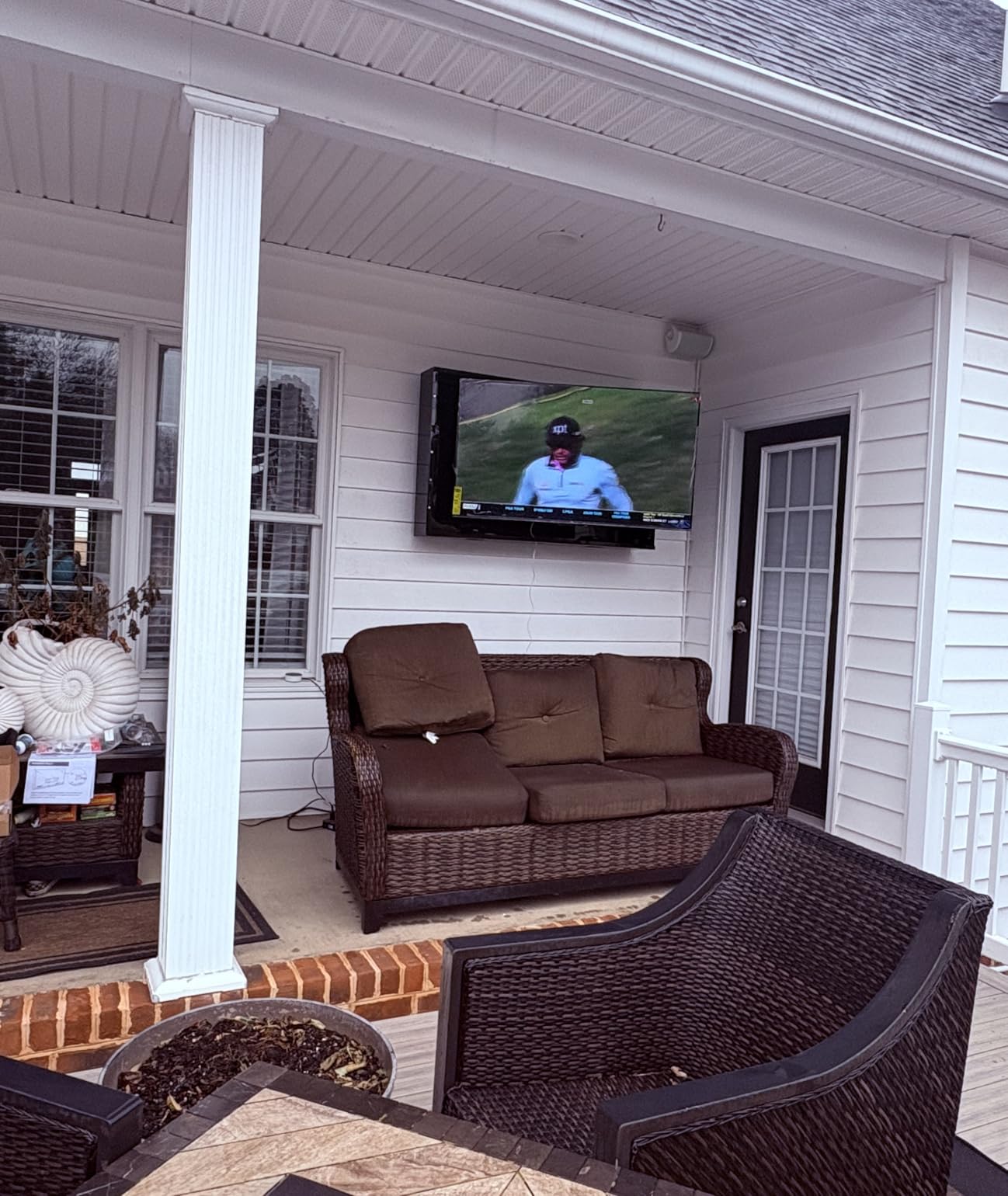 50-55 inch Weatherproof Outdoor TV Cover with lock, Hard and Durable, Clear Dust-proof Television Enclosure for Outside, Adjustable TV Wall Mount Bracket Included customer photo 2