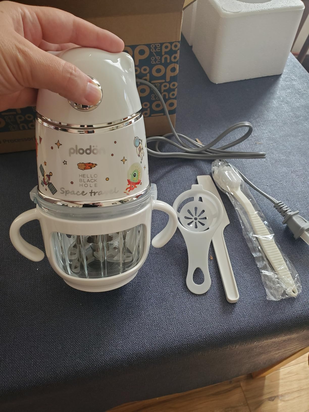 Baby Food Maker, 10oz Glass Baby Puree Blender with Cup Sleeve for Fruit,Vegatable&Meat, 316 Stainless Steel 8-Blade Mini Baby Food Processor with Brush,Strainer Plate&Spatula, Silver (35000RPM) customer photo 1