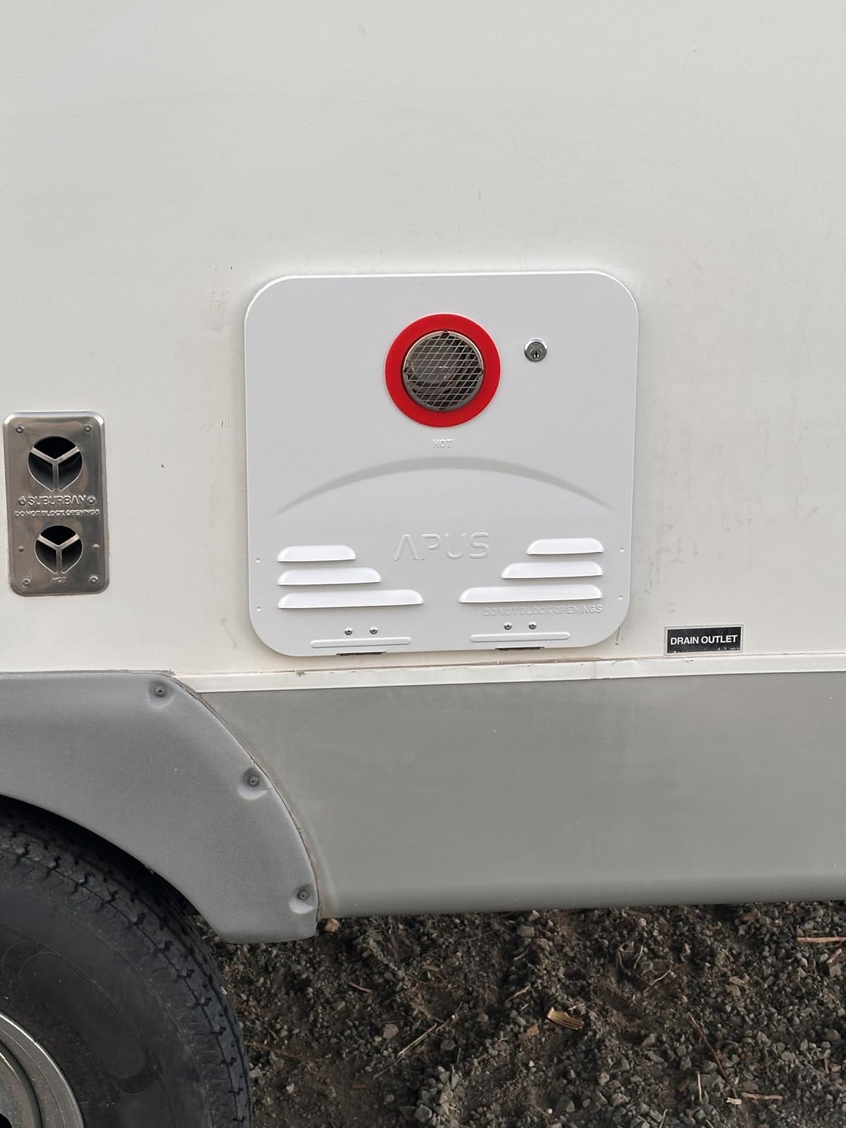 APUS RV Tankless Water Heater, 68,000 BTU Propane Gas On Demand Hot Water with Black Door&Remote, 12V, 3.9 GPM, High Altitude Ready, CSA Certified, Compatible with All RVs,Ideal for RV Family & Camper customer photo 2