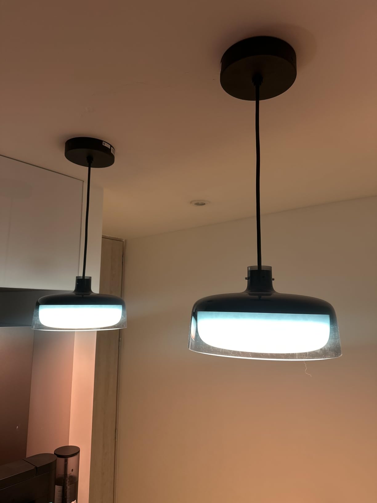 Govee Pendant Lights for Kitchen Island, Three-Layer RGBIC Smart Lighting, 1300LM, Works with Matter and Alexa, 2700K-6500K Dimmable customer photo 2