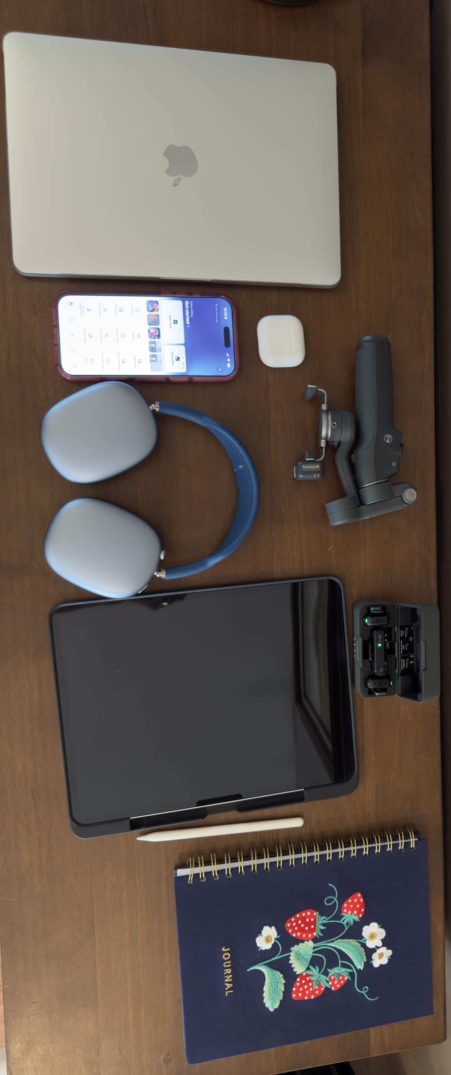 DJI Osmo Mobile 8 Gimbal Stabilizer for Phone, 3-Axis Stabilization | AI Native Tracking with Audio & Lighting, 360° Pan Rotation, Built-in Extension Rod & Tripod, 10h Battery customer photo 1