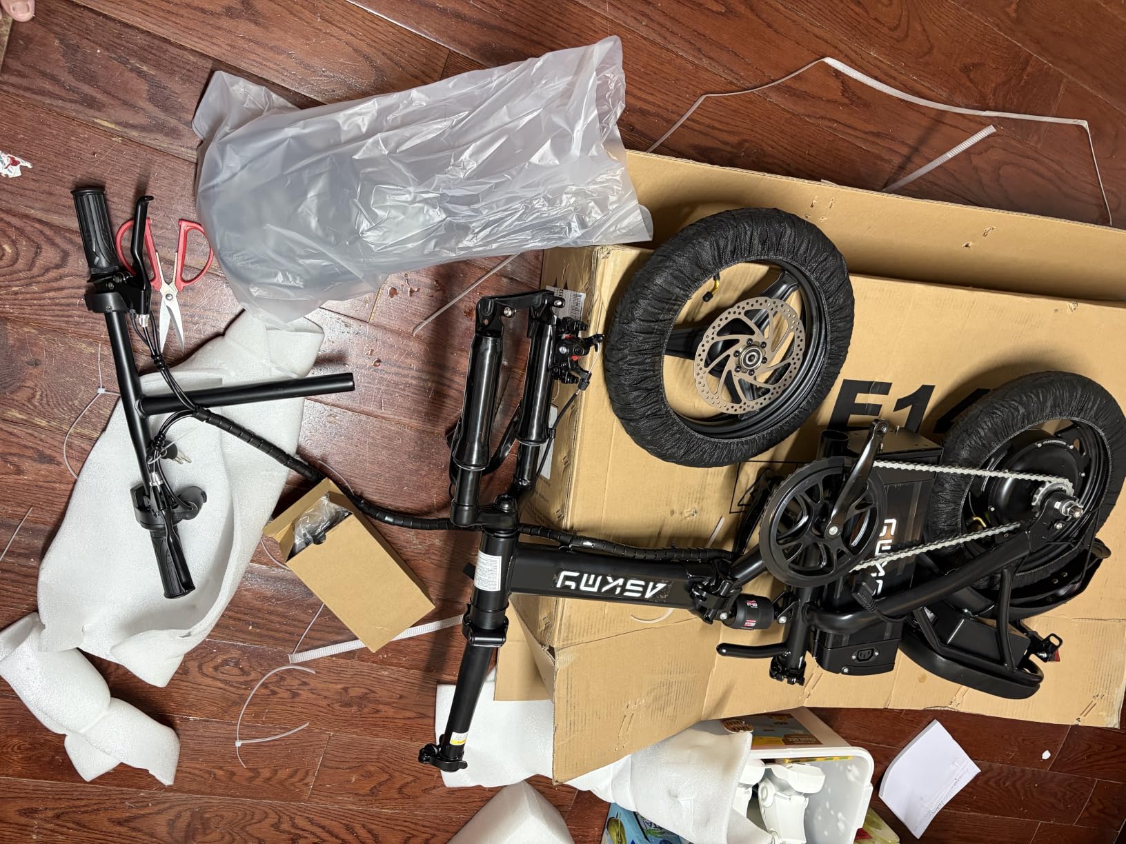 Foldable Electric Bike for Adults and Teens, 740W Peak Motor Ebike, 48V 10/20AH Removable Battery, 30-60 Miles PAS Range, Folding E-Bike, 14 Inch Mini Electric Bicycle customer photo 2