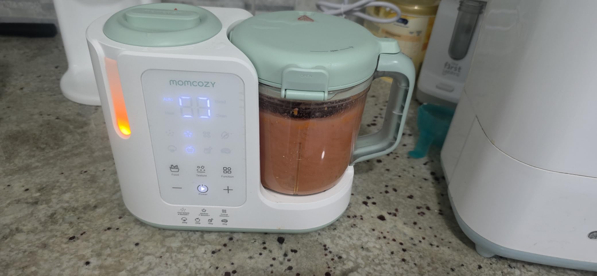 Momcozy AutoMeal Baby Food Maker - One-Step Auto Steam & Blend Food Processor, 15oz, 6-Blade, Self-Cleaning customer photo 1