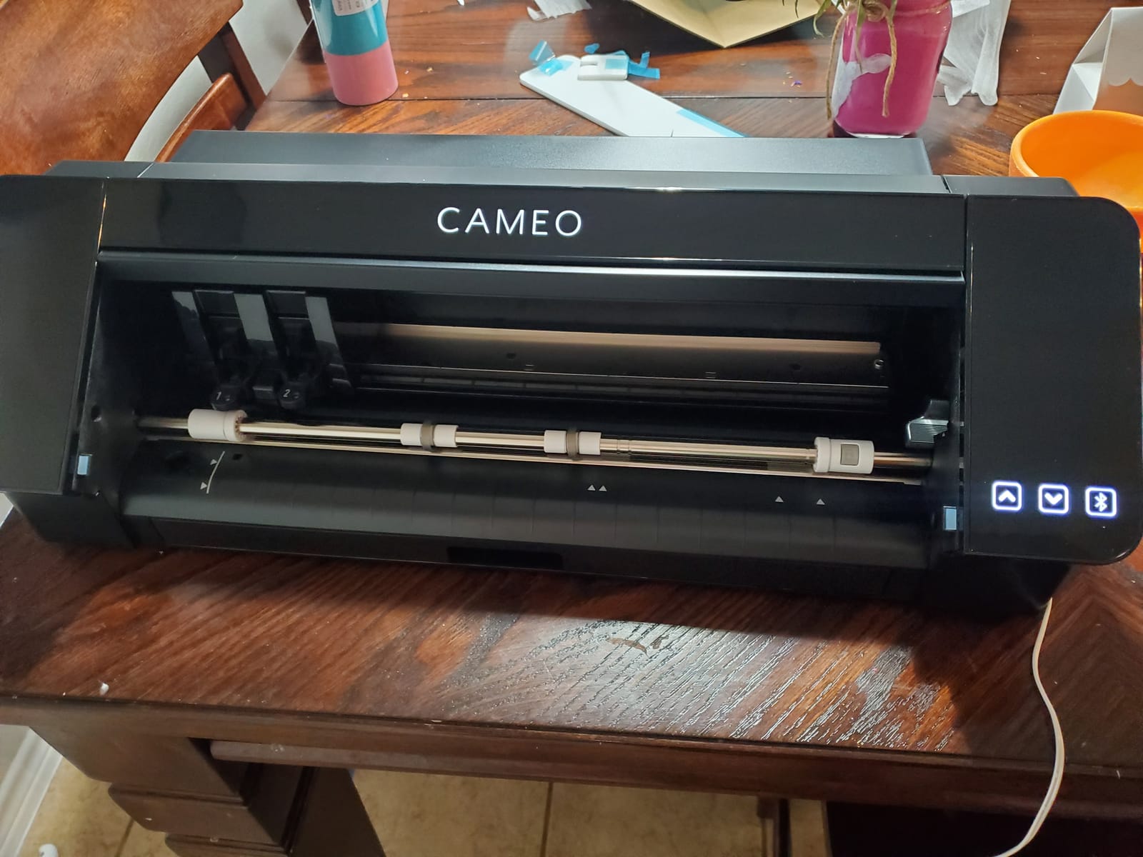 Cameo 5 Alpha (α) - Smart Cutting Machine for Print & Cut - Quiet Operation with AutoBlade, Studio Software, Cutting Mat - Matte Black (Machine) customer photo 1