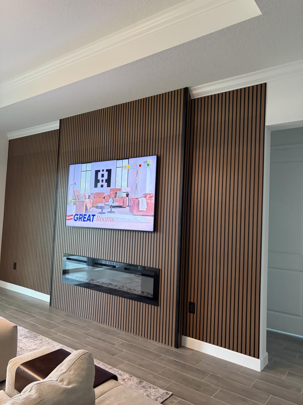 EUHOMY 60 Inch Electric Fireplace Recessed Wall Mounted with Remote Control, Fireplace Heater with Adjustable Flame Color, Linear Fireplace with Timer, Log & Crystal, 750/1500W (2026 Upgrade) customer photo 2