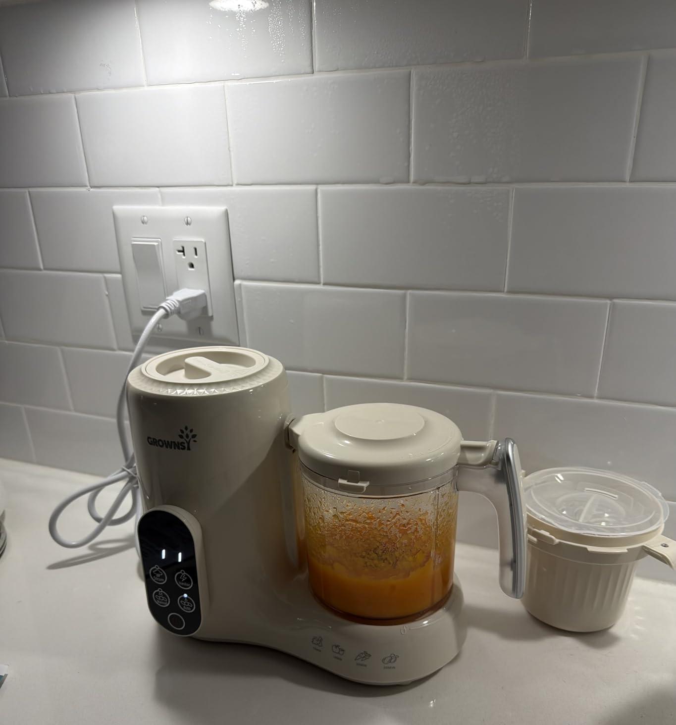Grownsy Baby Food Maker & Processor with Dual-Layer Steam Basket, Steamer & Blender customer photo 2