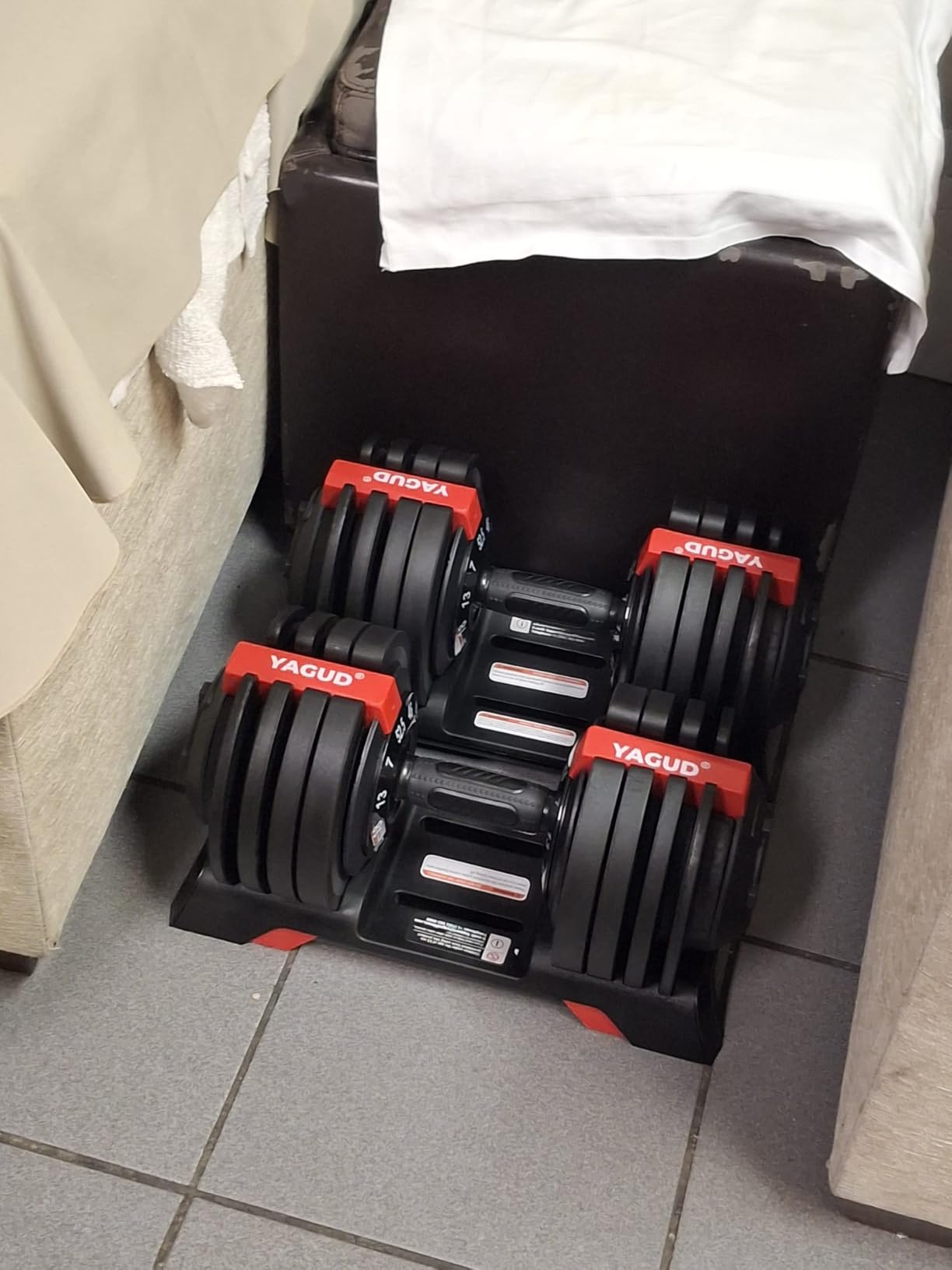 Yagud Adjustable Dumbbell Set, 52.5/90 lbs Weights Dumbbells, 1 Hand Rotation, Safety Lock System, Anti-Slip Textured Handle, Space-Saving Dumbbell Set for Full-Body Home Gym customer photo 1
