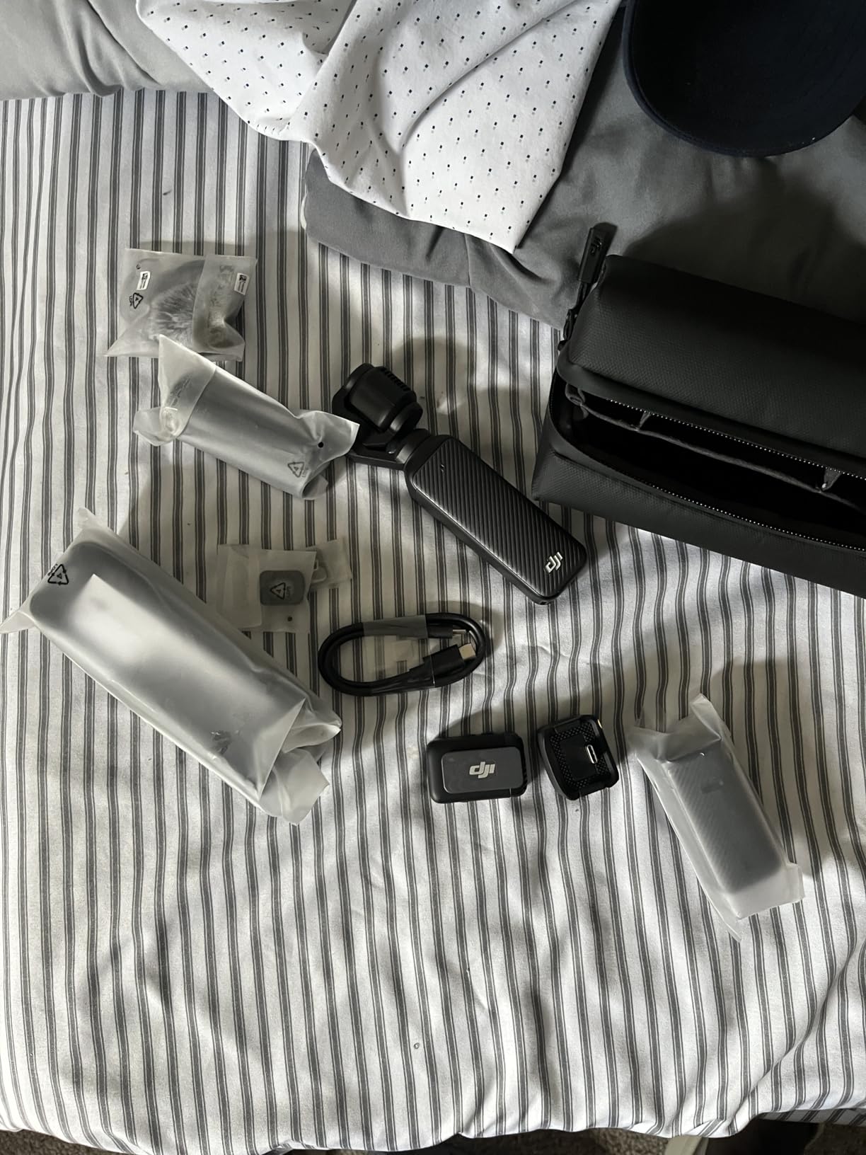 DJI Osmo Pocket 3 Vlog Bundle, Vlogging Camera with 1