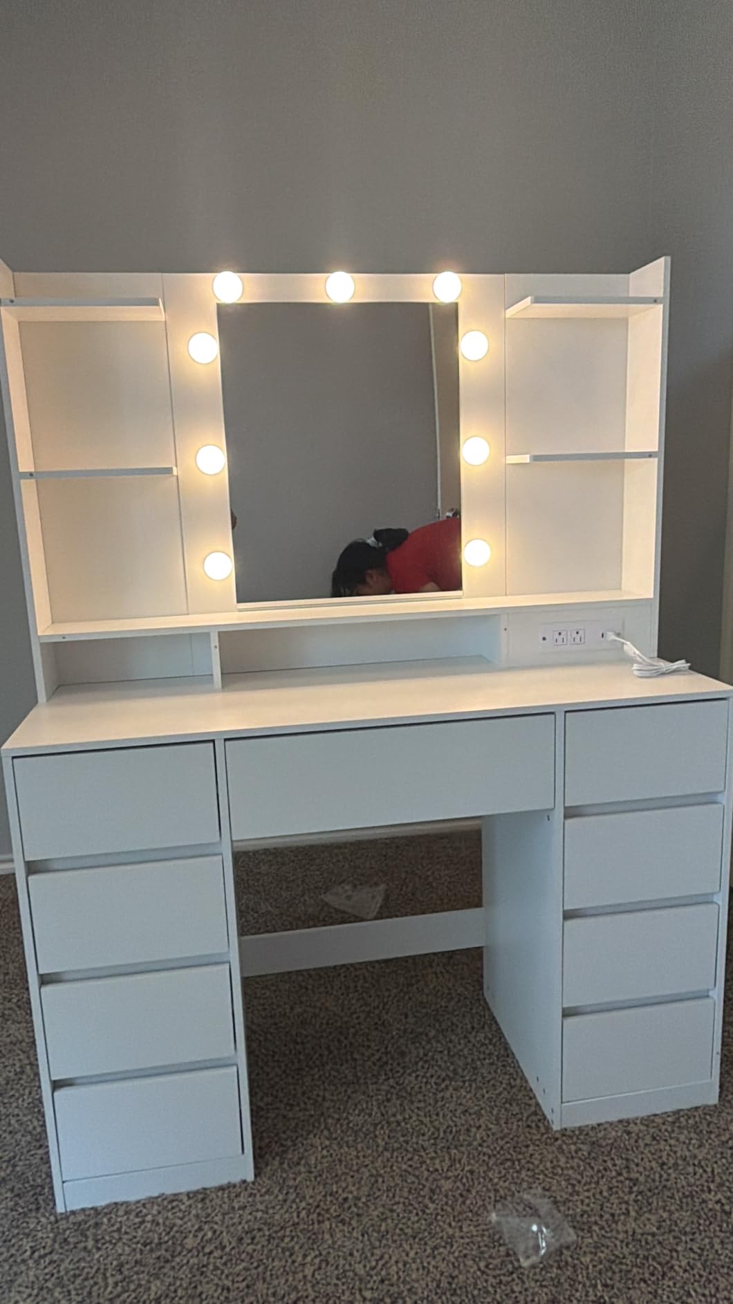 SONGMICS HOME Vanity Desk with Mirror and Lights, Makeup Vanity Table with Power Outlets, 9 Drawers Storage Dressing Table for Bedroom, White customer photo 1