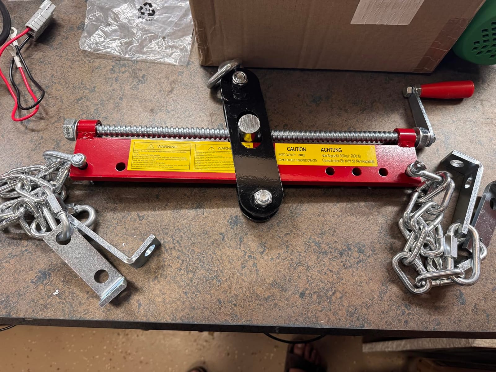 2 T Engine Hoist, 4000 LBS Heavy Duty Folding Cherry Picker Engine Lift Hydraulic Tilting Engine Shop Crane with 6 Iron Caster Wheels Telescopic Boom Hitch, Yellow customer photo 1