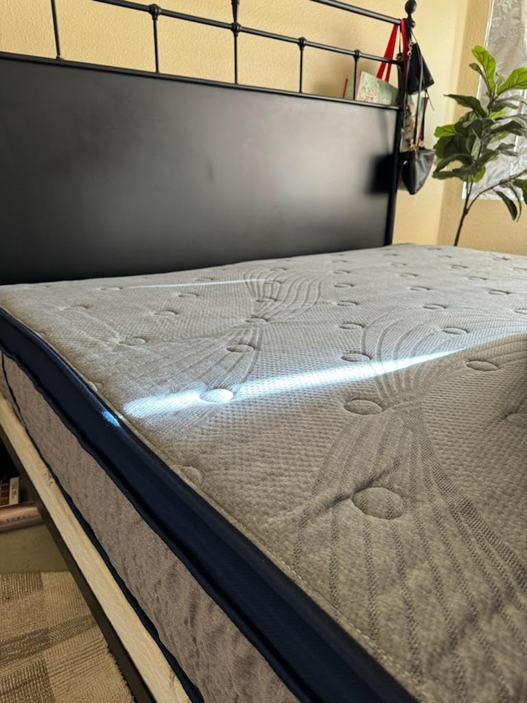 Avenco King Mattress 14 Inch, Luxury Hotel-Level Cooling Hybrid Mattress | Dual NanoGEL Memory Foam with SmartS Coil for Motion Isolation & Extra Back Support, CertiPUR-US Certified customer photo 1