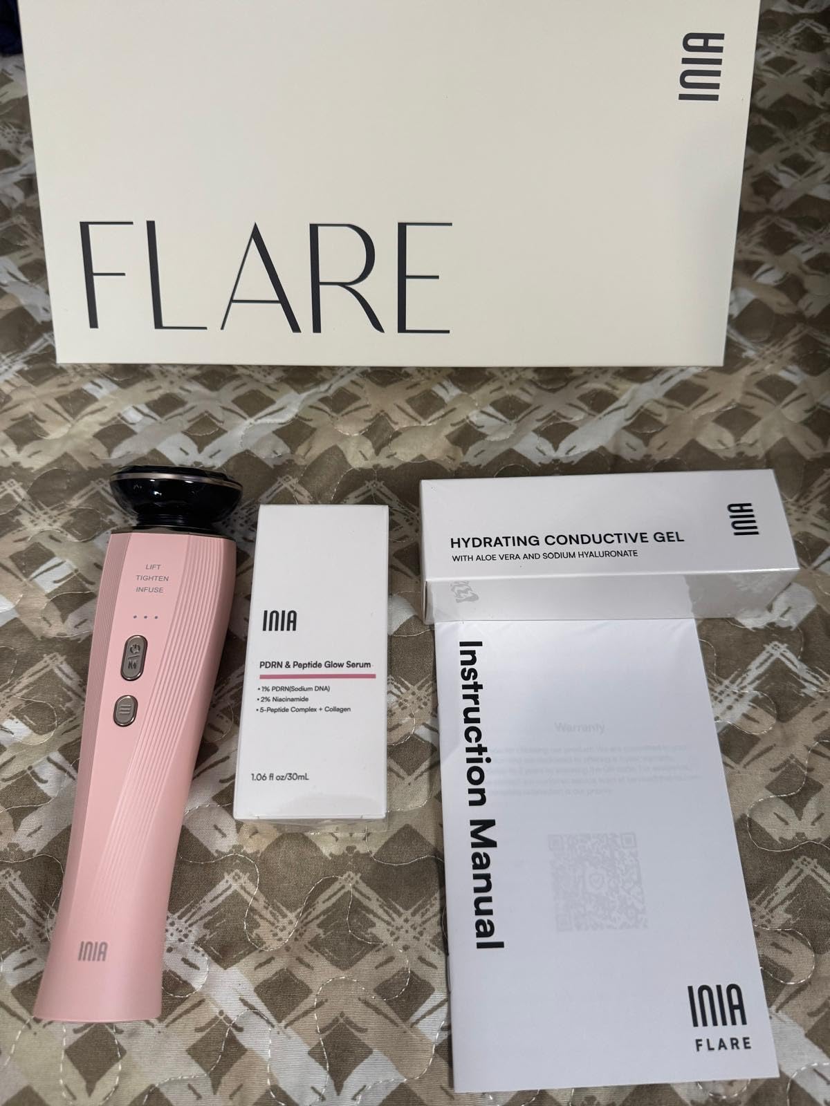 INIA Flare 3-in-1 Microcurrent Facial Device Red Light Therapy for Face | Beauty Device, Face Massager Tool with Heat & Vibration, for Puffiness & Smoothing, for Clear, Radiant, for Daily Skincare customer photo 2