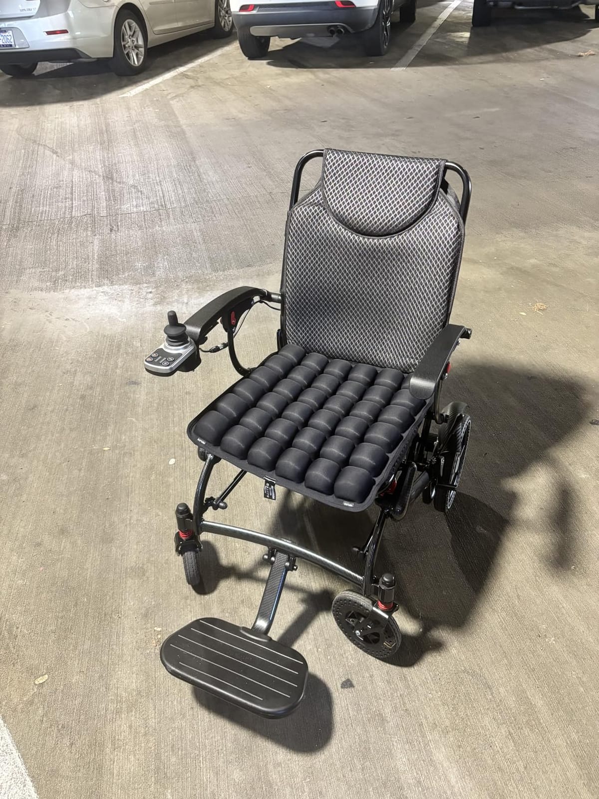 Electric Wheelchairs for Adults Foldable 36LBS Lightweight Frame Airline Approval, 15 Miles Travel Range & 500W Brushless Motors Power Motorized for Home Use, Lightweight Wheelchair (Silver-M15, 15MI) customer photo 1