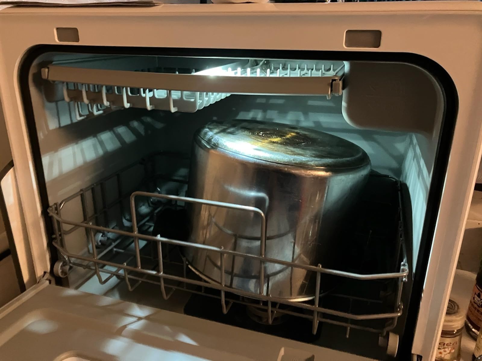 AIRMSEN Large Slim Countertop Dishwasher | Built-in Water Tank | No Hookup Needed, Heated Drying & 72H Air Refresh, 12H Delay Start, Built-in Water Softener, 3 Spray Arms & 2-Level Rack customer photo 1