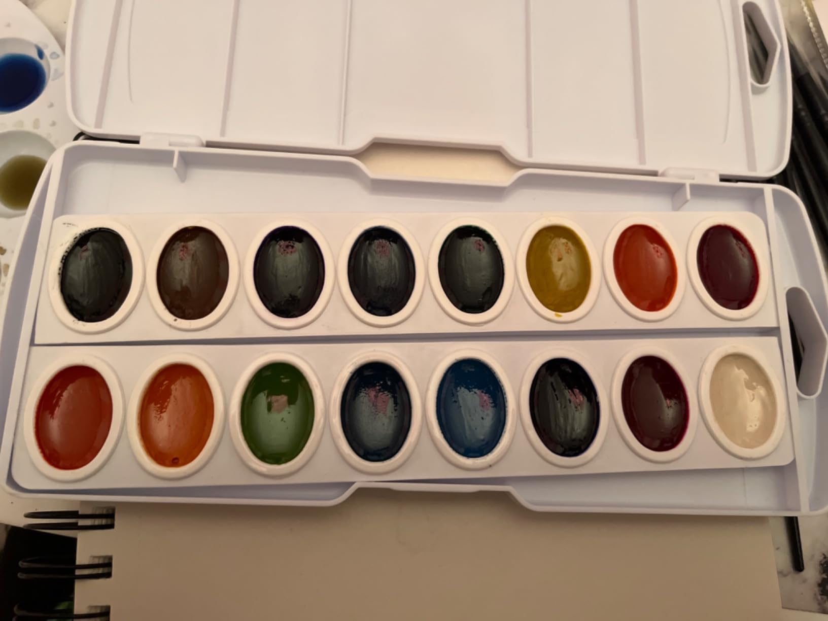 Prang Oval Pan Watercolor Paint Set, 8 Assorted Colors, 1 Count customer photo 1
