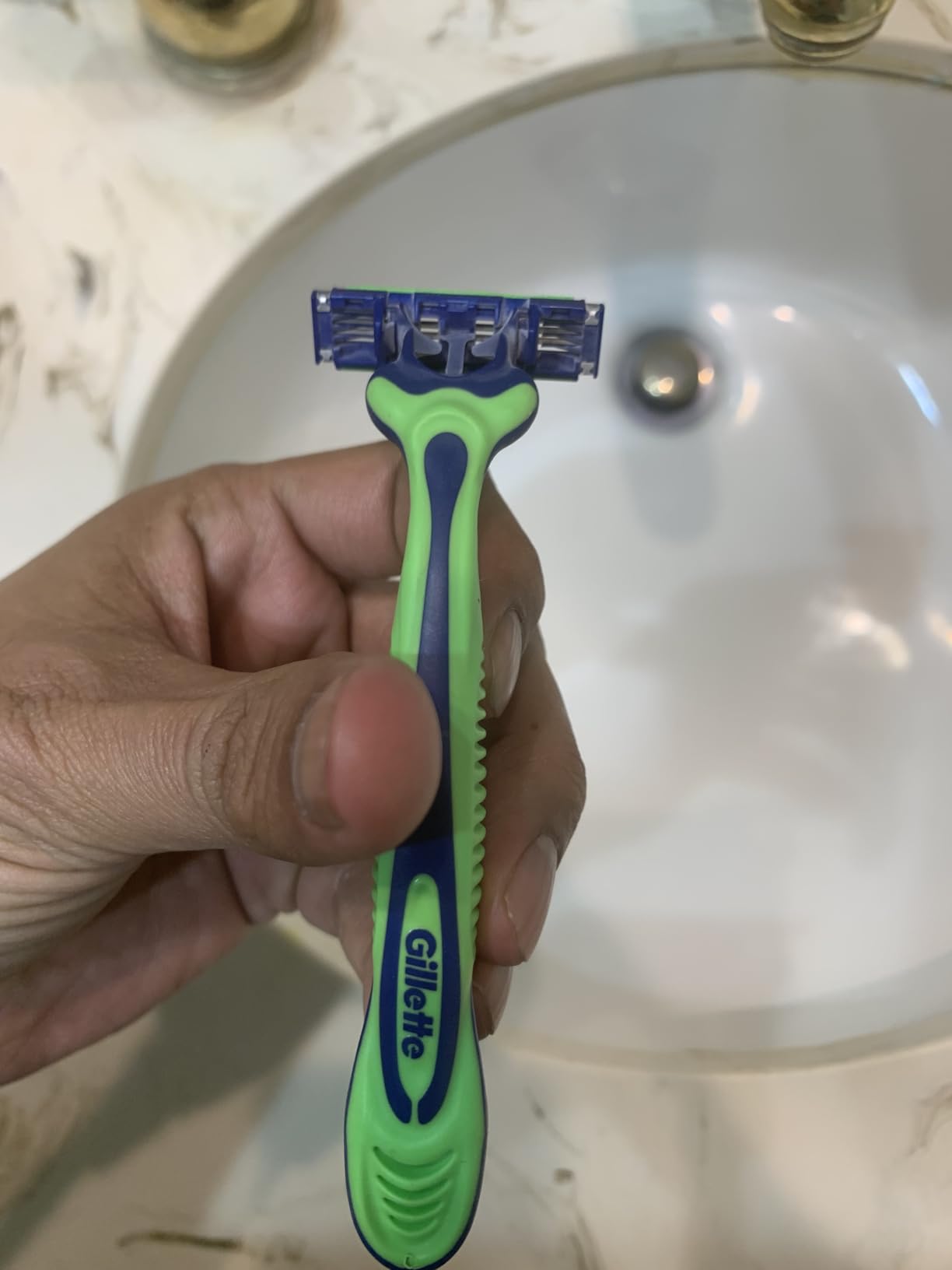 Gillette Sensor3 Sensitive Men's Disposable Razor, 4 Razors customer photo 2