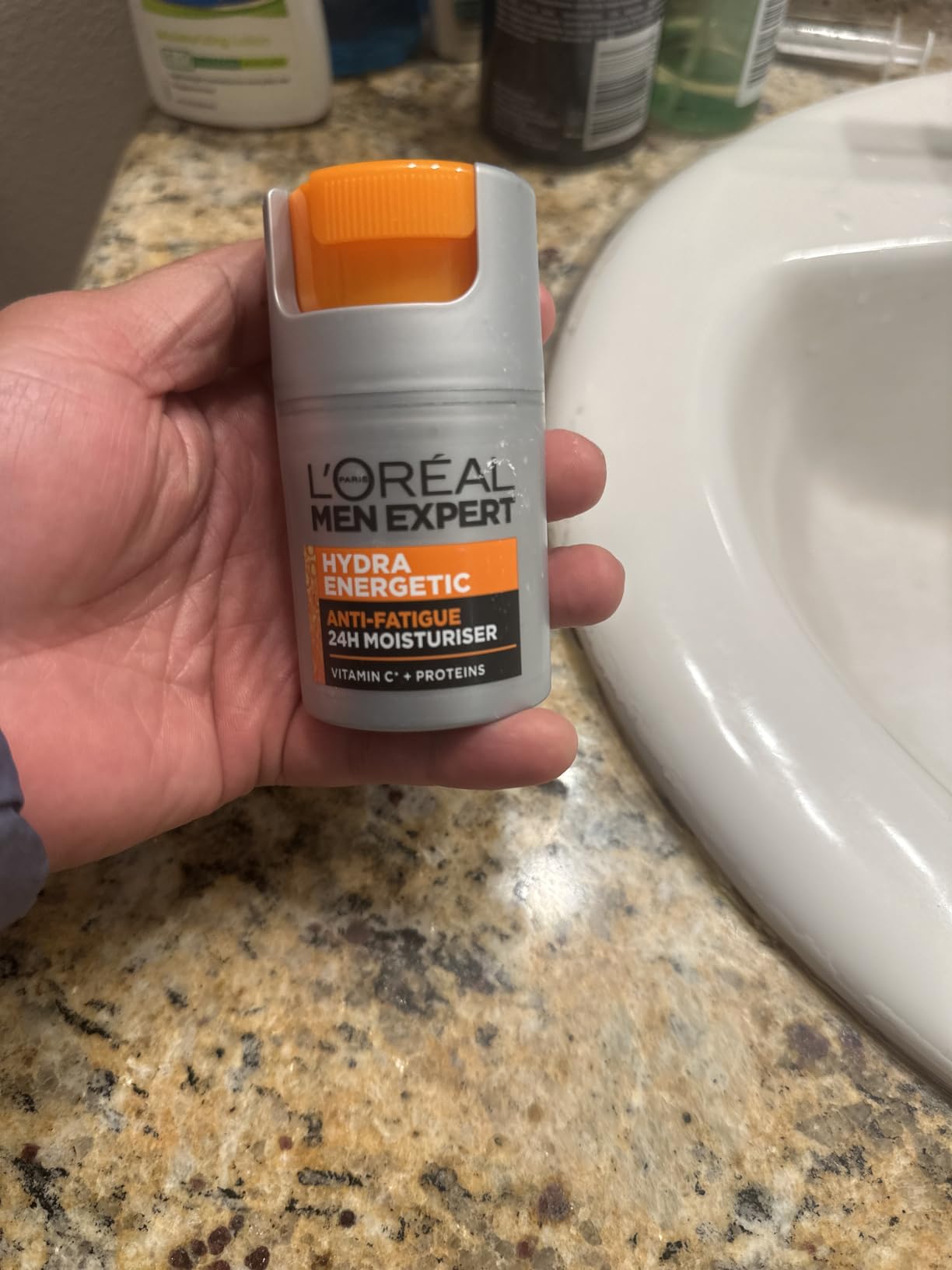 L'Oreal Paris Men Expert Hydra Energetic Daily Anti-Fatigue Moisturizing Lotion, 1.6 Ounce customer photo 1