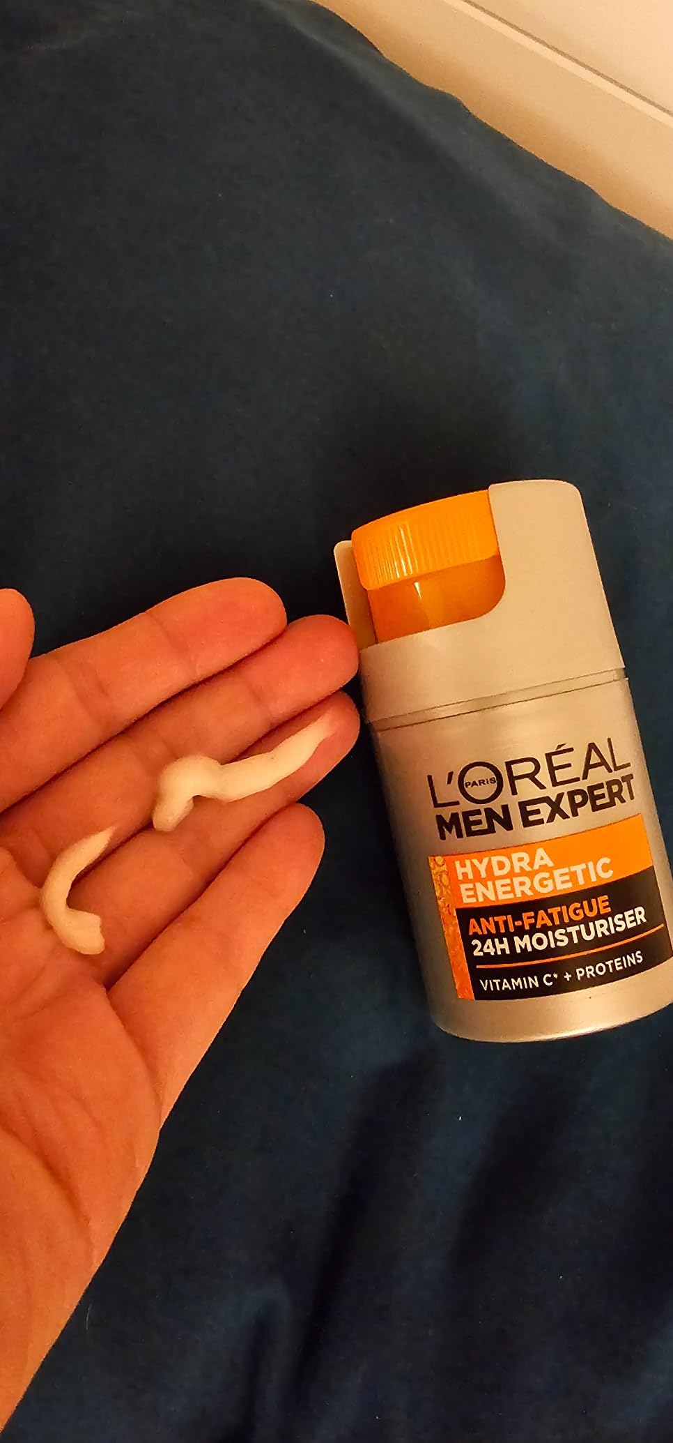 L'Oreal Paris Men Expert Hydra Energetic Daily Anti-Fatigue Moisturizing Lotion, 1.6 Ounce customer photo 2