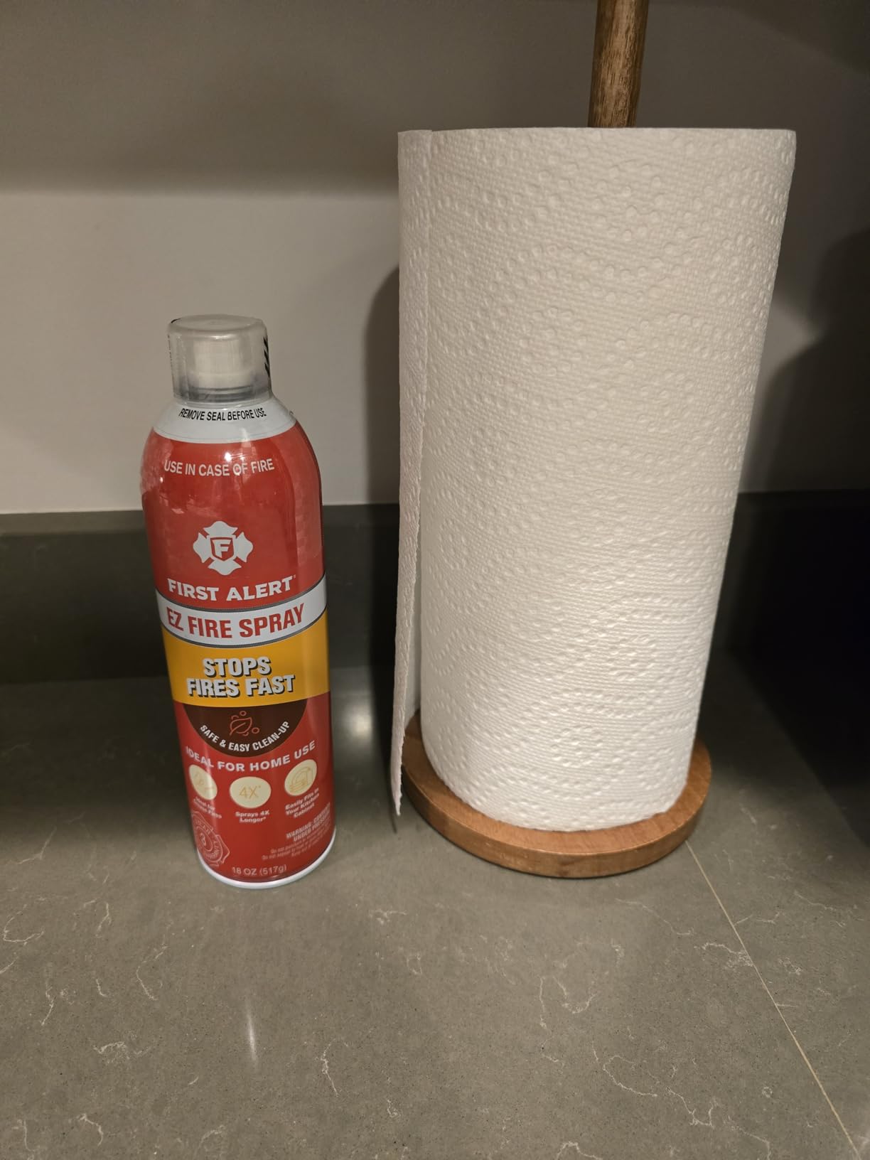First Alert EZ Fire Spray, Extinguishing Aerosol Spray customer photo 2