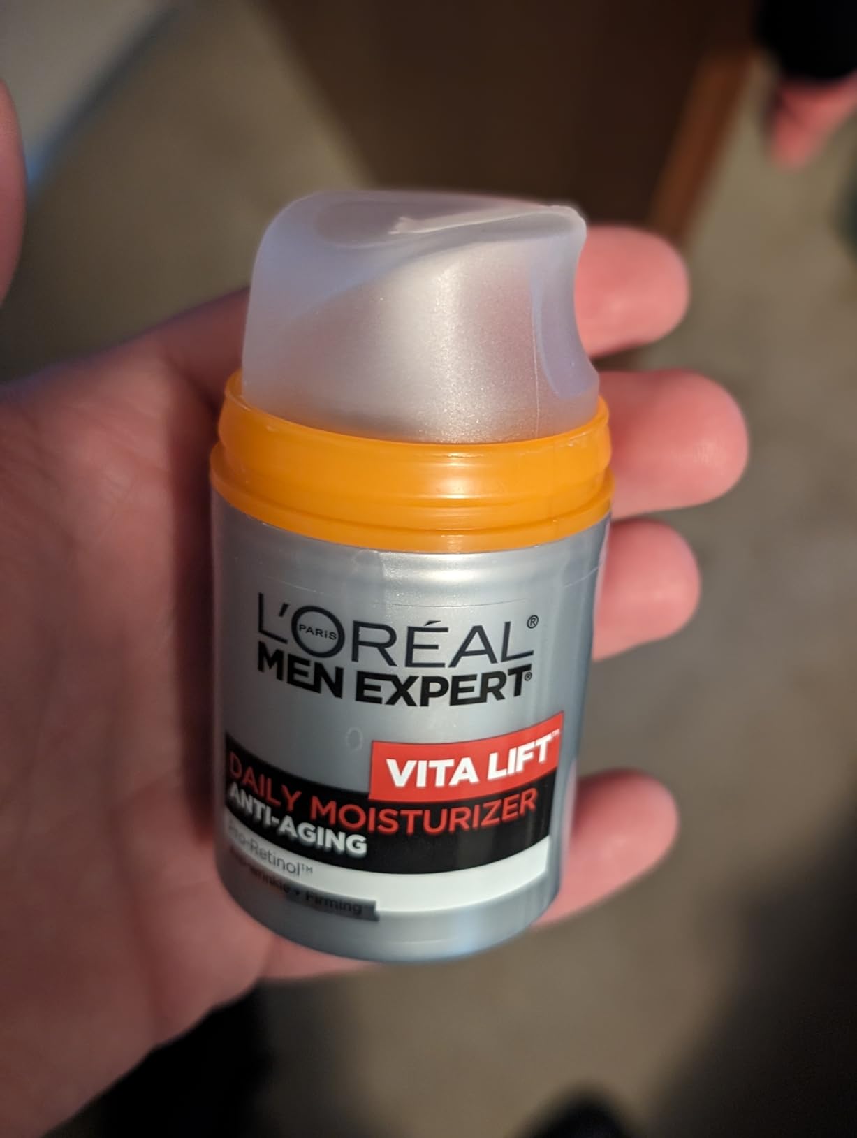 L'Oreal Paris Men Expert Vitalift Anti-Wrinkle & Firming Face Moisturizer with Pro-Retinol, 1.6 oz customer photo 1