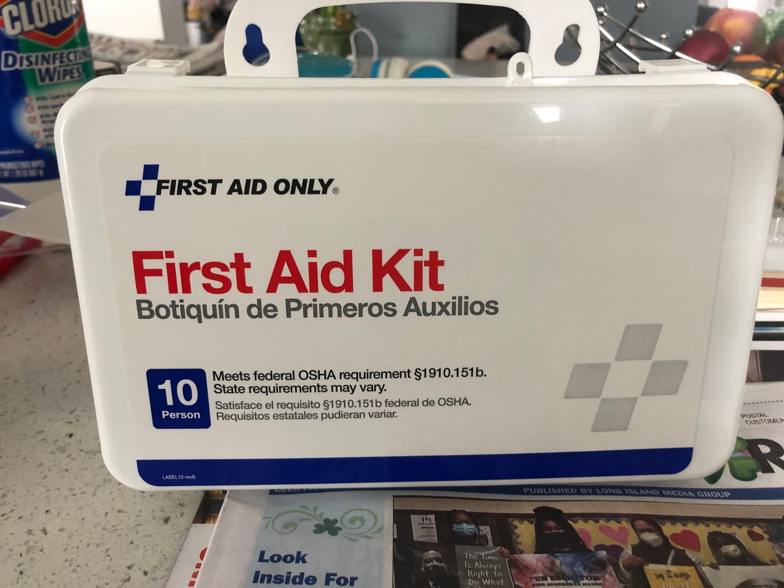 First Aid Only 6060 All-Purpose 10-Person Emergency First Aid Kit for Business, Worksite, Home, and Car, 57 Pieces customer photo 2