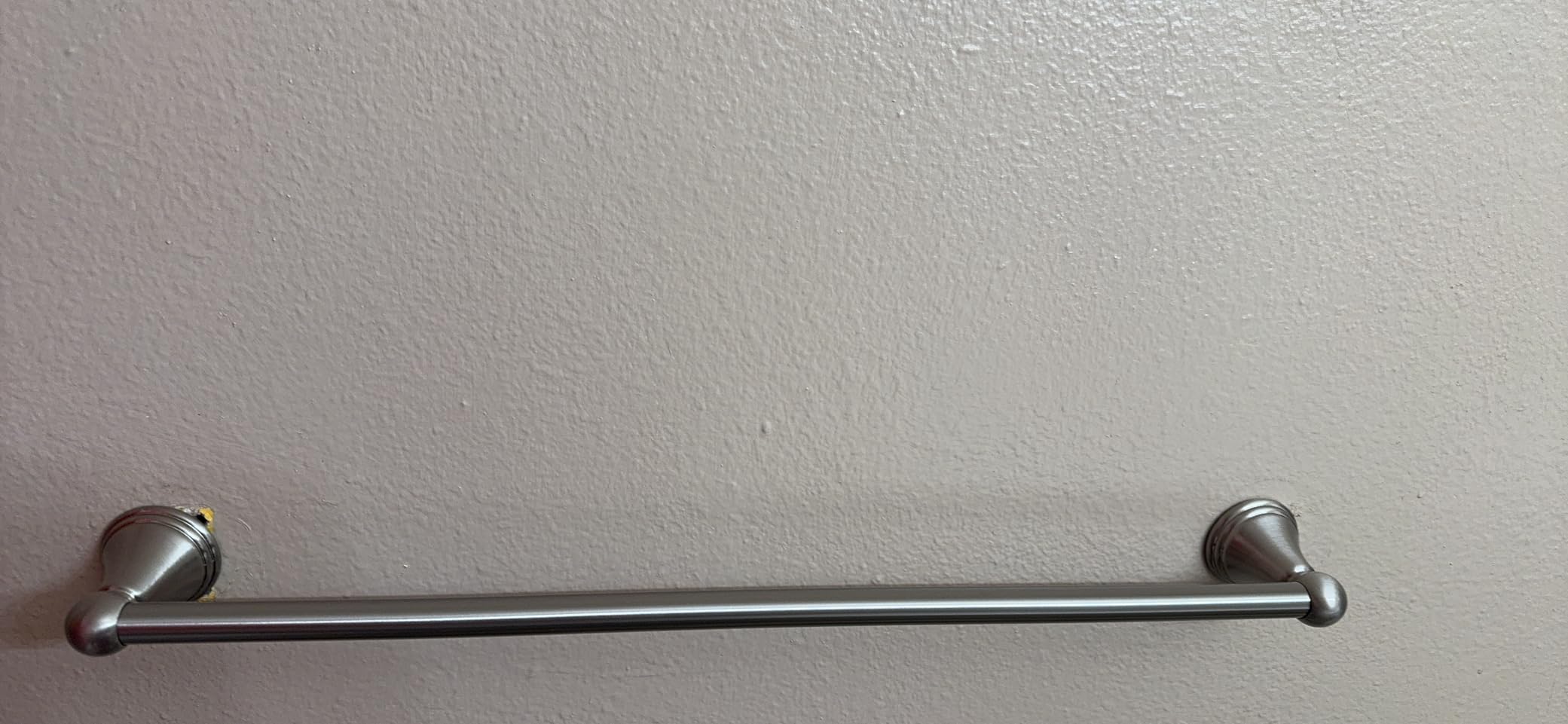 Moen Preston Brushed Nickel 24-Inch Single Wall Mounted Bathroom Towel Bar, DN8424BN customer photo 1