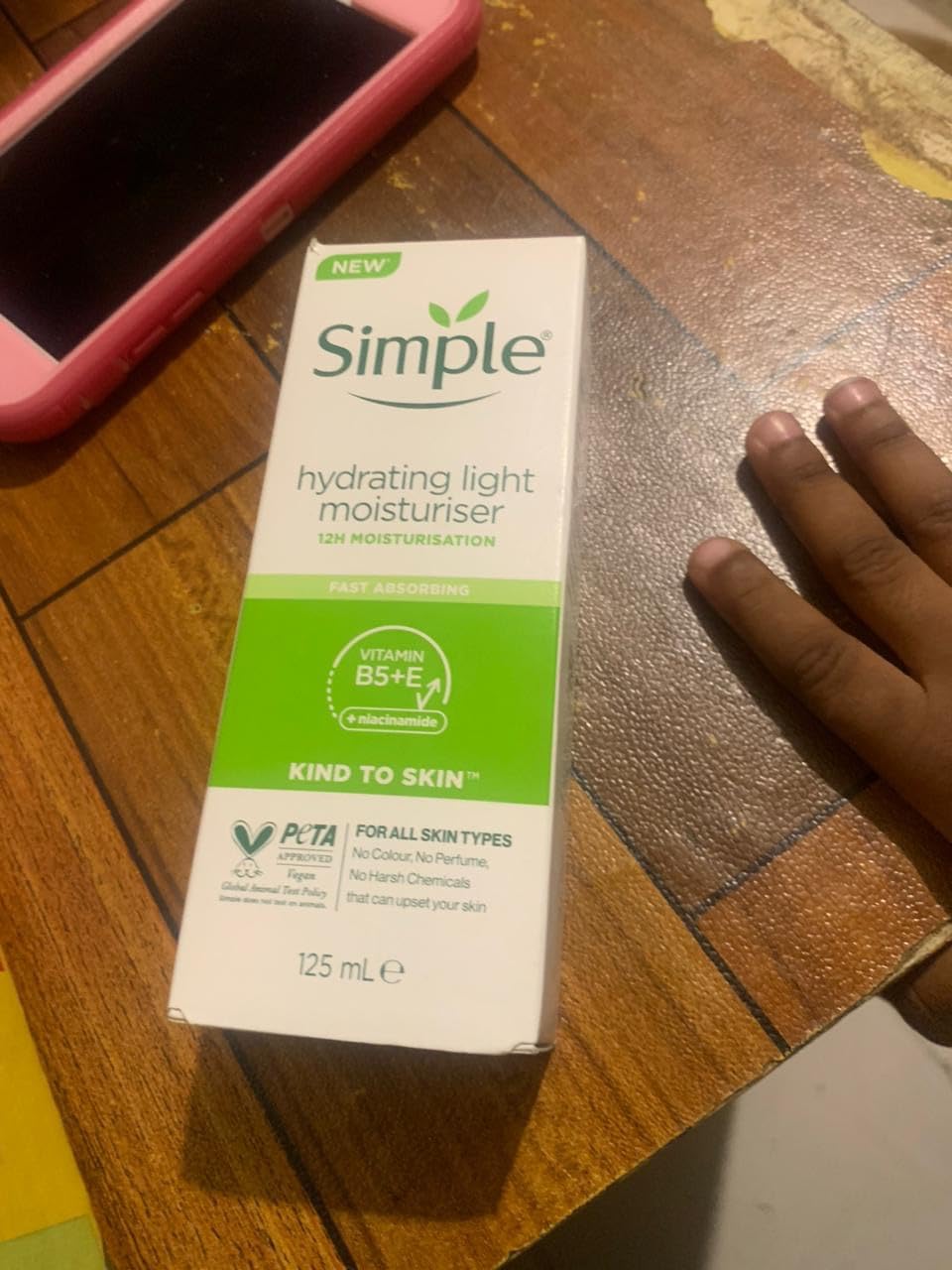 Simple Hydrating Light Moisturizer 4.2 FL OZ customer photo 2