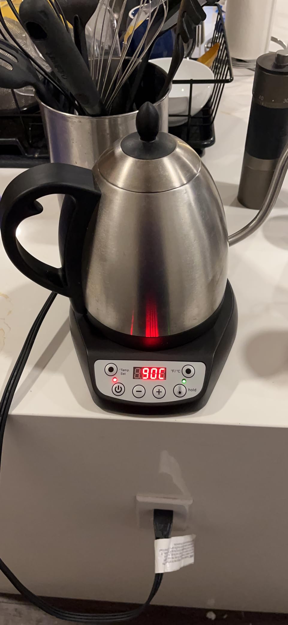 Bonavita 1L Digital Variable Temperature Gooseneck Electric Kettle for Coffee Brew and Tea Precise Pour Control, 6 Preset Temps, Café or Home Use, 1200 Watt, LED Panel, Stainless Steel customer photo 1