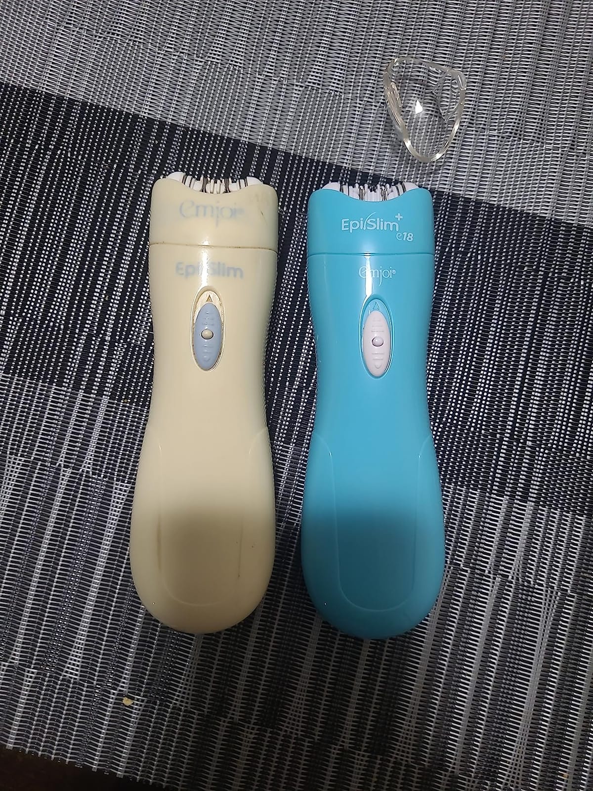 Emjoi Epi Slim Epilator - Battery Operated Hair Remover customer photo 2