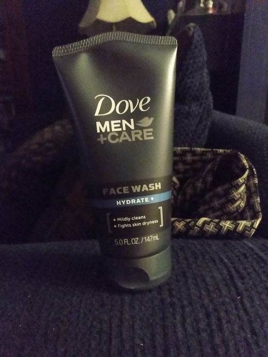 Dove Men Face Wash Hydrate Plus 5 oz customer photo 1