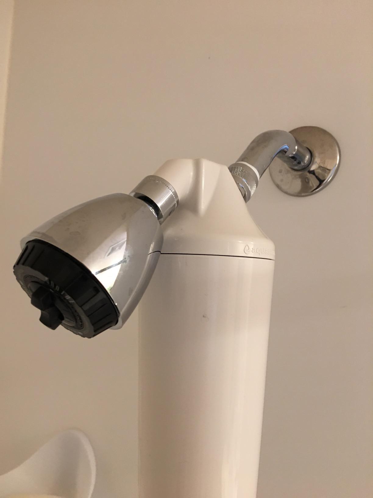 Aquasana Shower Filter | No Shower Head | Reduces 90% Chlorine | AQ-4100NSH customer photo 2