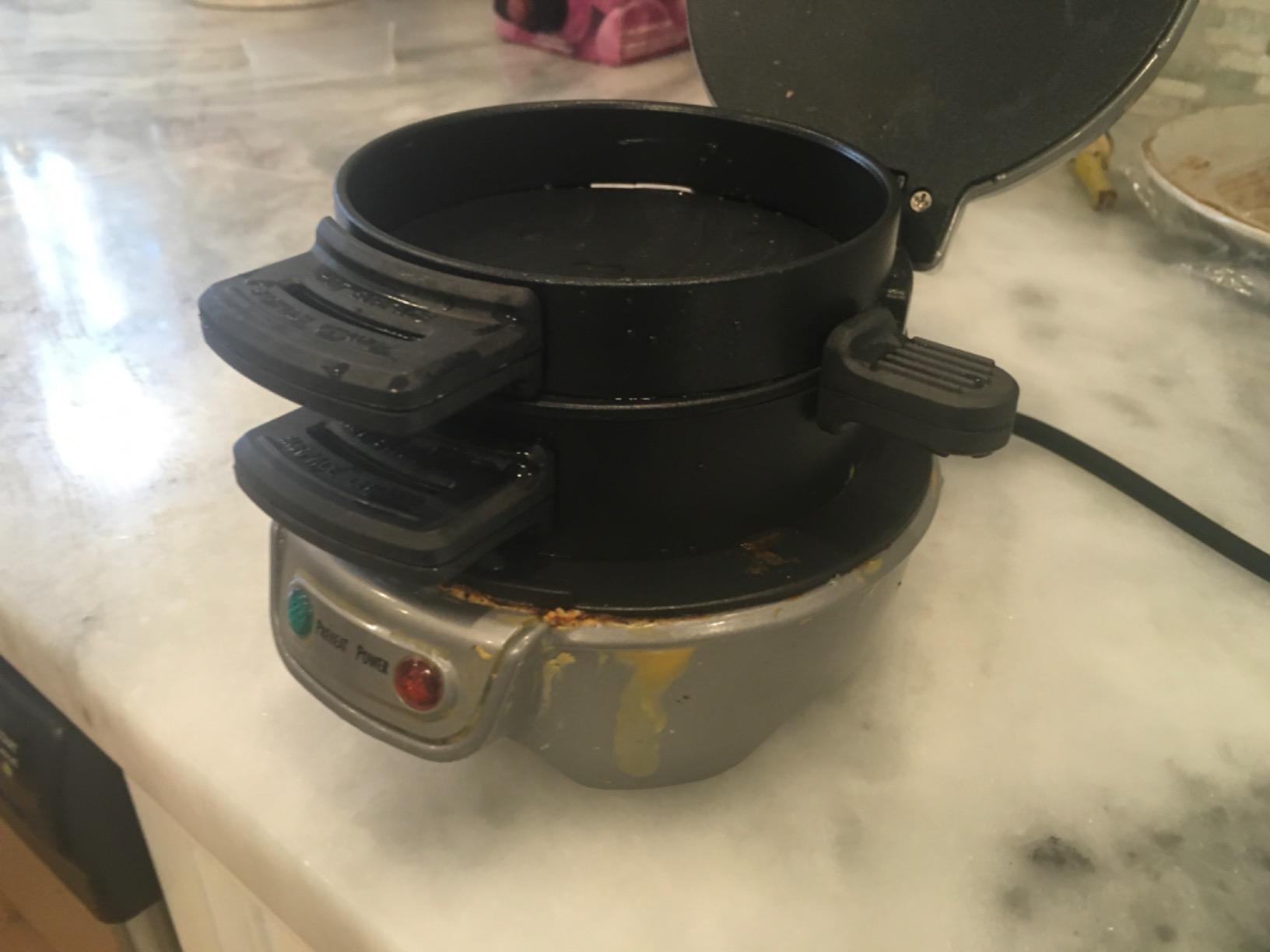 Hamilton Beach Breakfast Sandwich Maker with Egg Cooker Ring customer photo 2