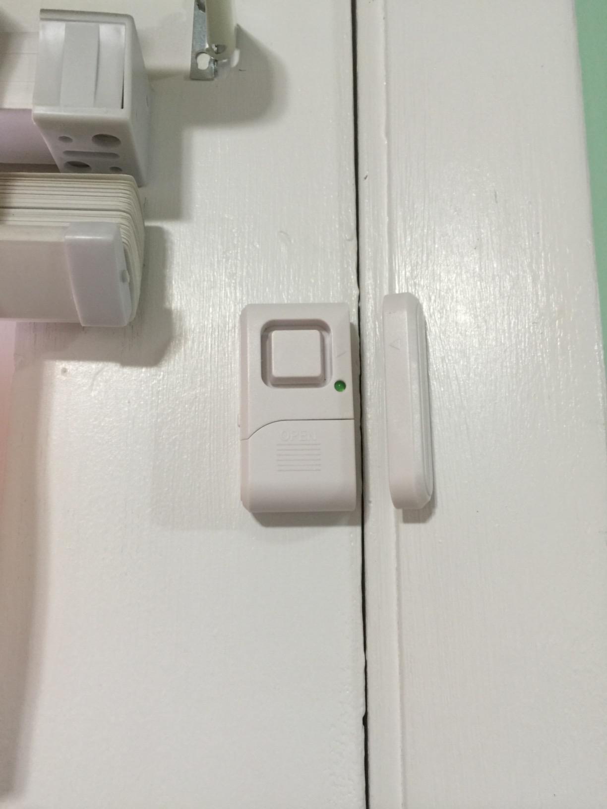 UltraPro Personal Security Window and Door Alarm, 4 Pack, Wireless Chime customer photo 1