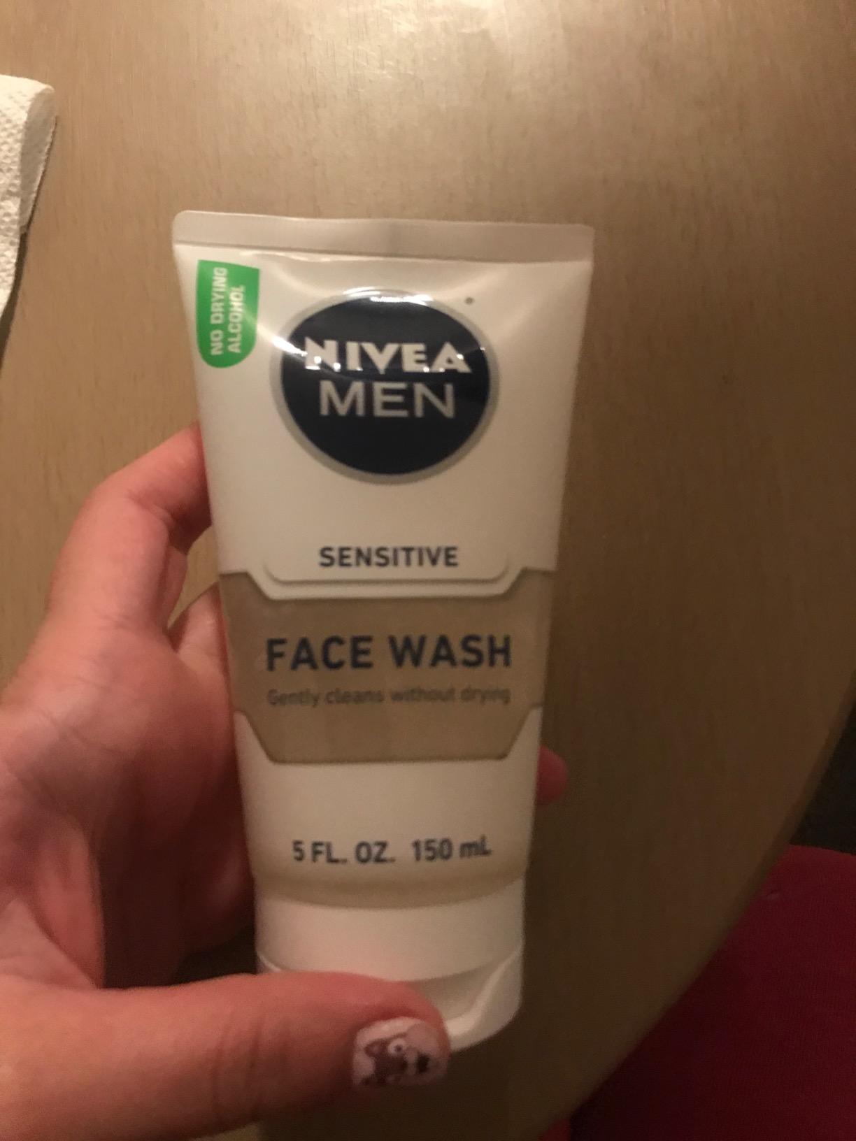 NIVEA MEN Sensitive Face Wash, Gentle Face Cleanser for Men, 5 FL OZ customer photo 2