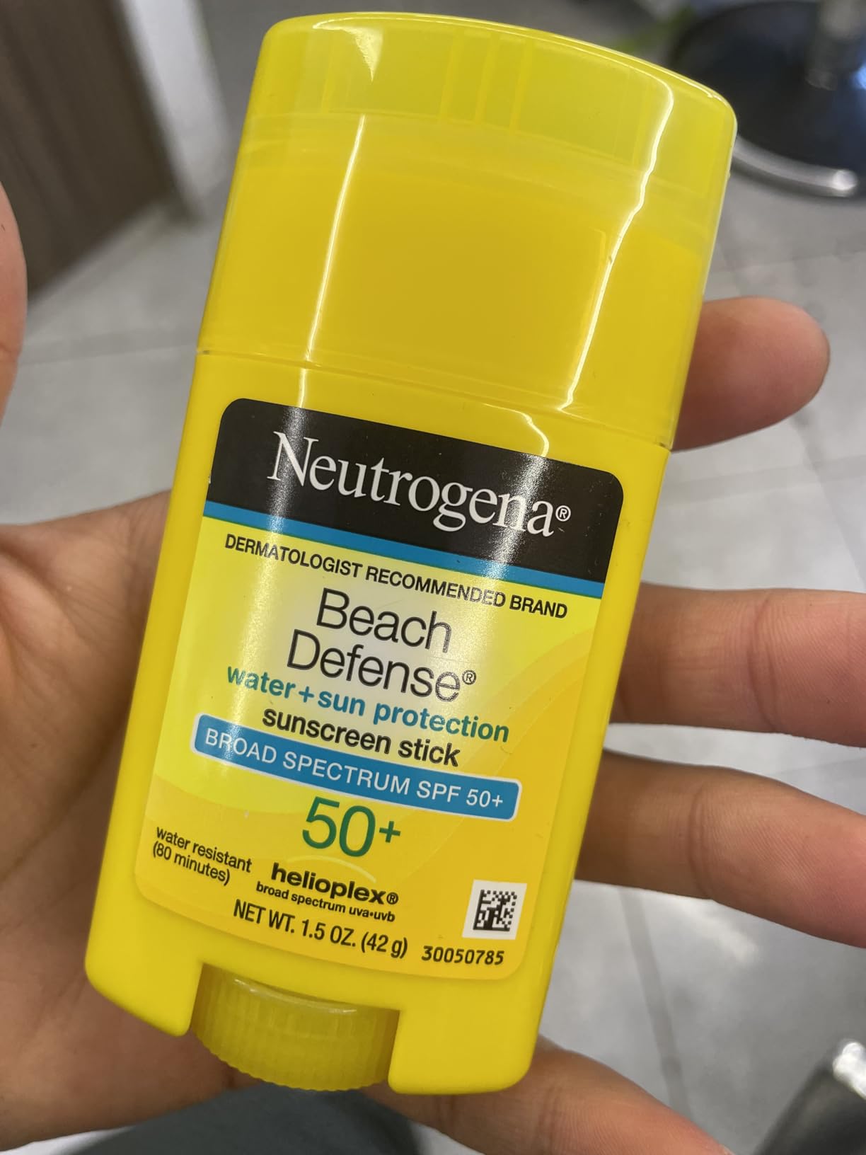 Neutrogena Beach Defense Sunscreen Stick SPF 50, 1.5 oz customer photo 1