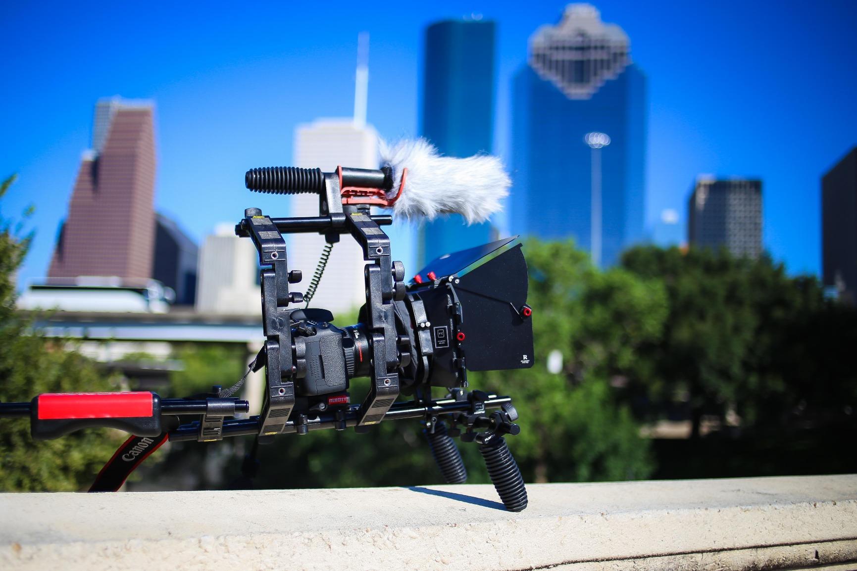 FC-02 Shoulder Rig Kit with Matte Box & Cage for DSLR Cameras customer photo 2
