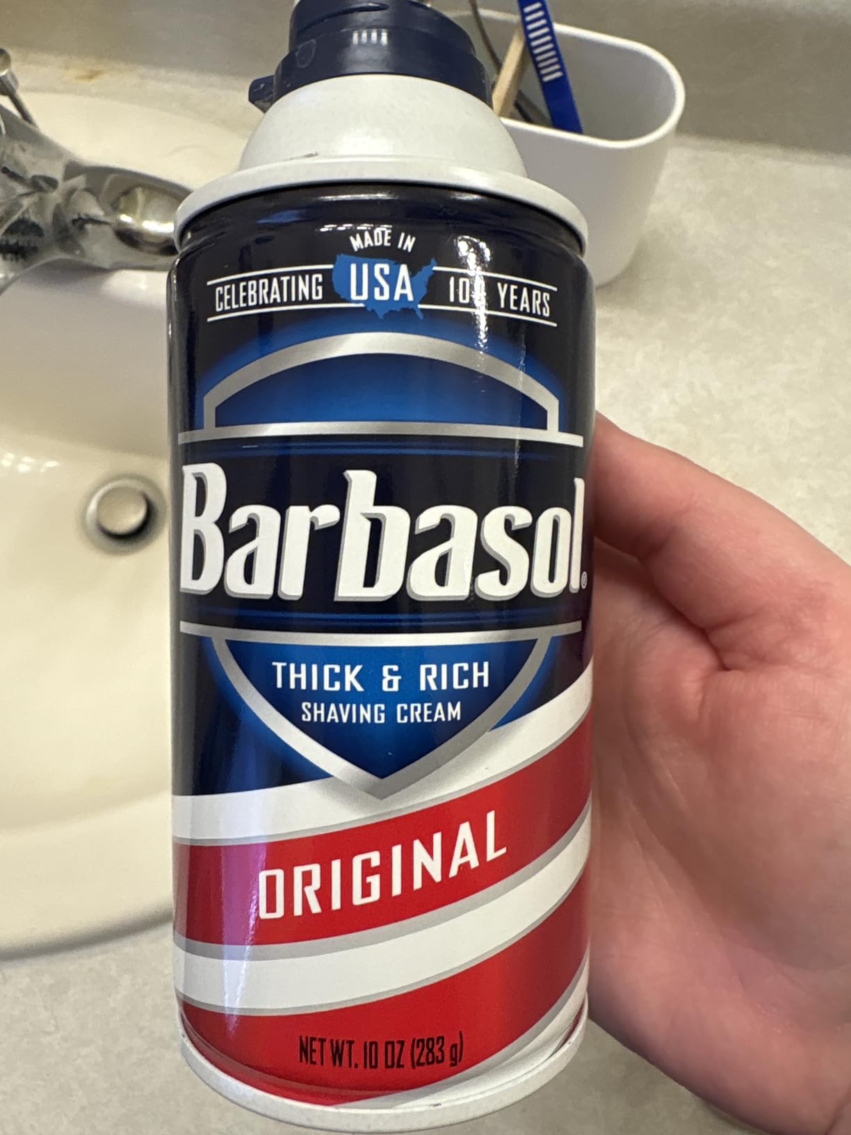 Barbasol Thick and Rich Shaving Cream, Original 10 oz (Pack of 2) customer photo 2