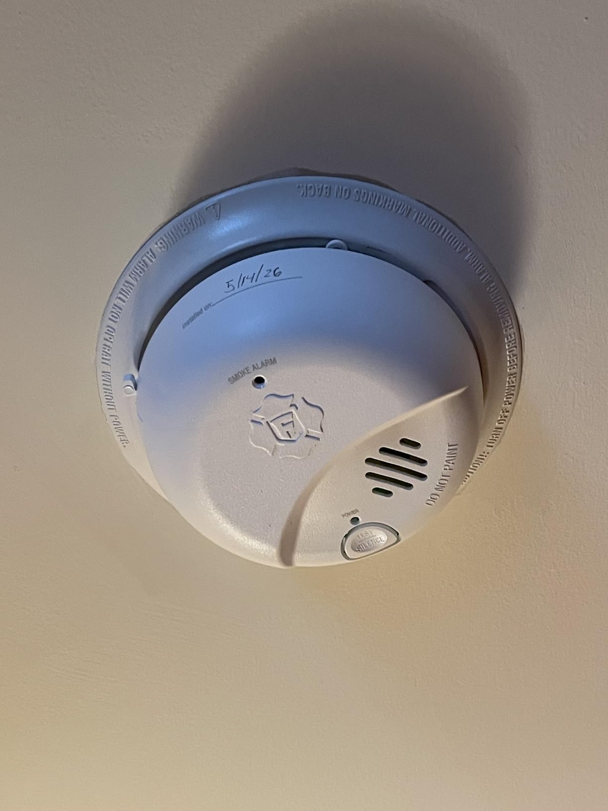 BRK First Alert 9120BFF/ SMI100-AC Smoke Detector, Hardwired Alarm with Battery Backup, White, 1-Pack customer photo 2