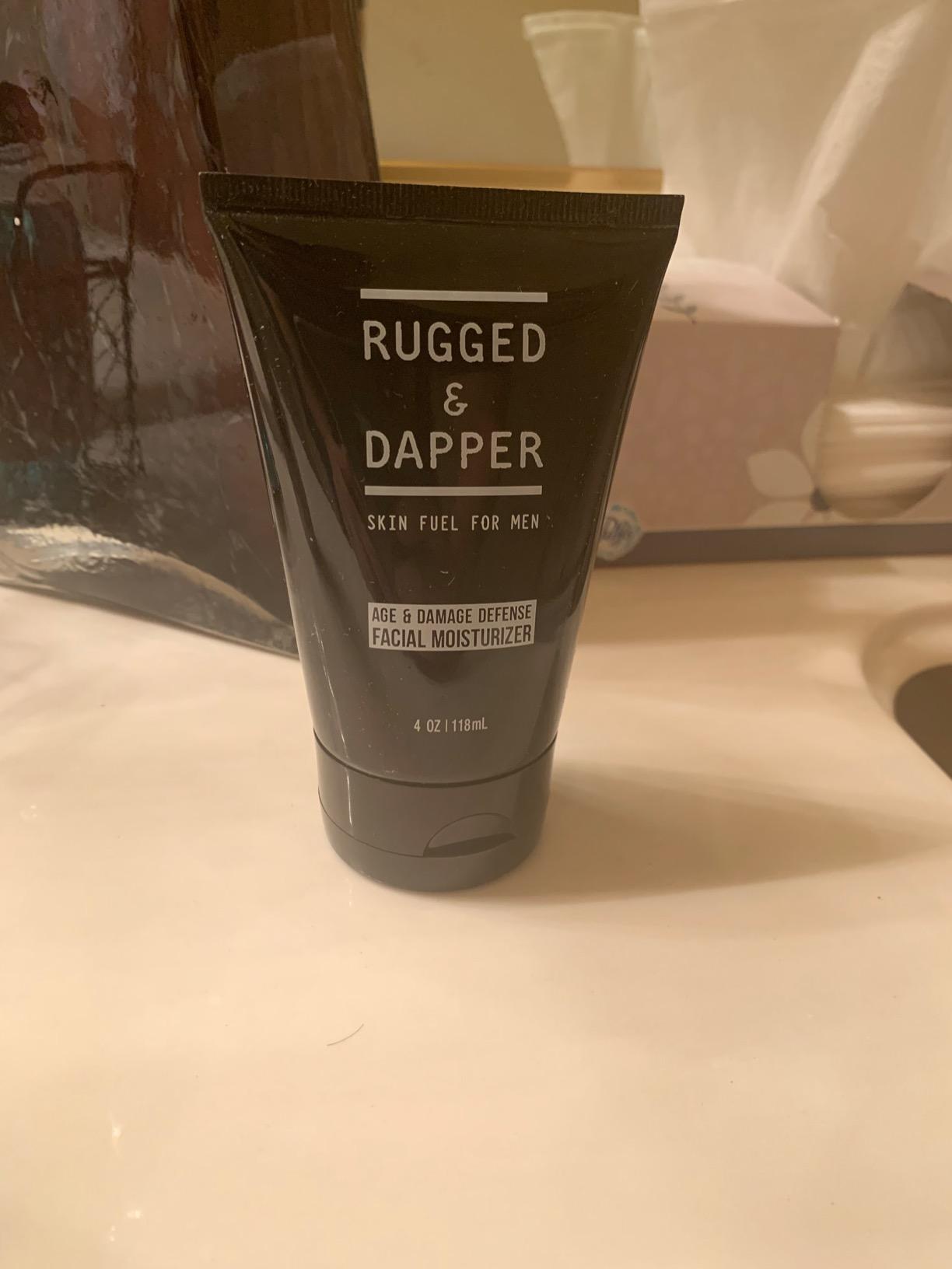 RUGGED & DAPPER - Age Defense Face Moisturizer for Men | 4oz | Hydrating Mens Face Lotion | Unscented Formula customer photo 2
