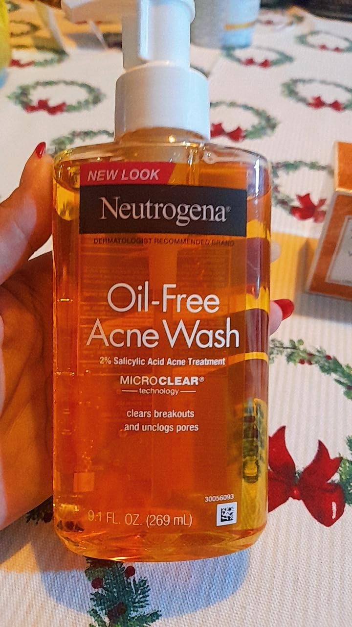 Neutrogena Oil Free Acne Face Wash, 9.1 fl. oz customer photo 2